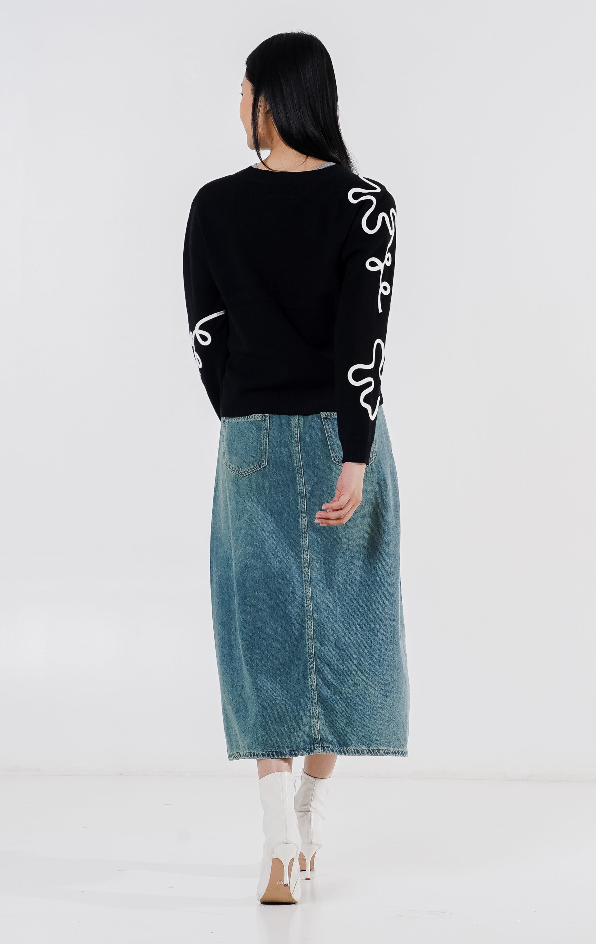 Naura Sweater Black