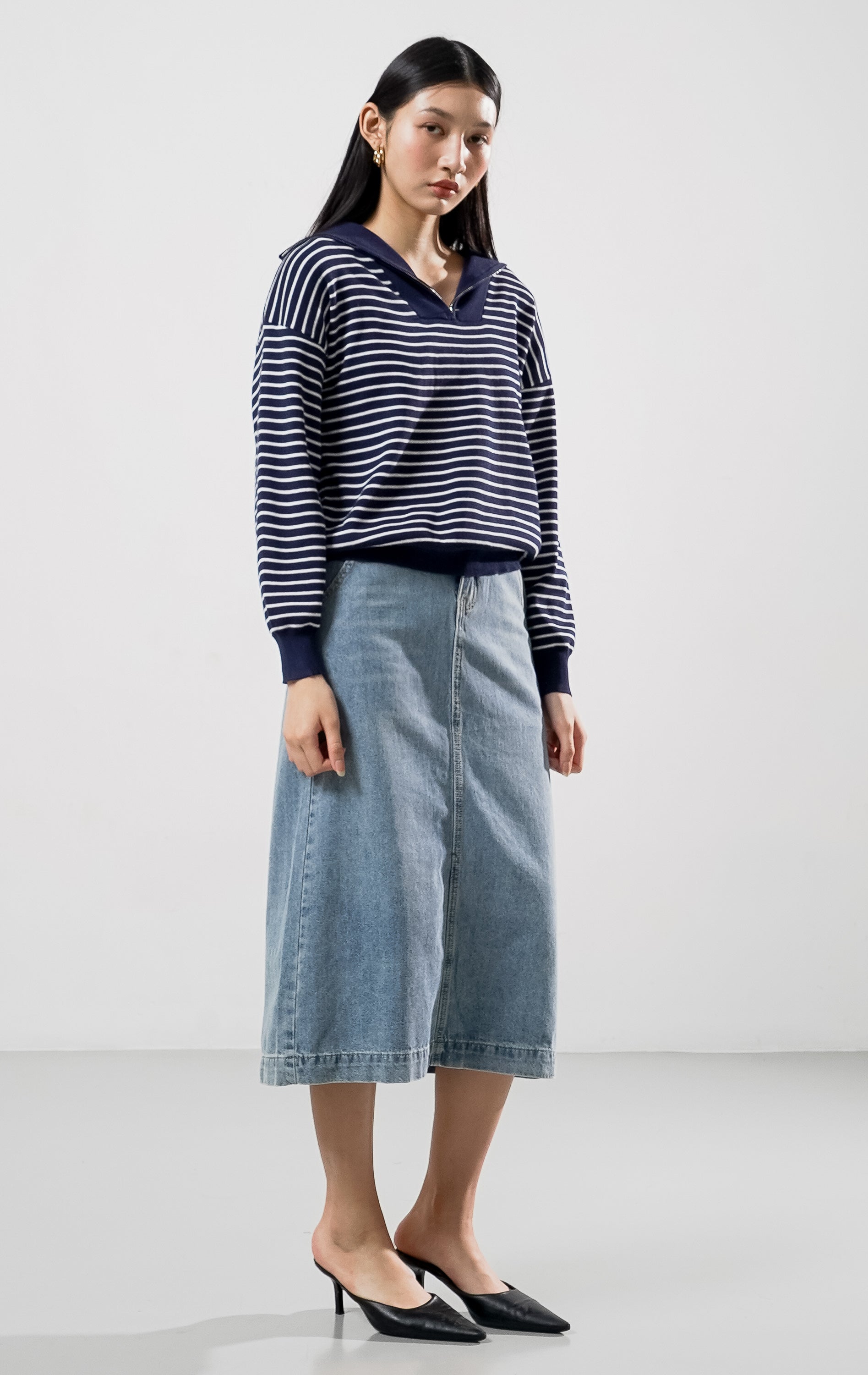 Yeona Sweater Navy Striped