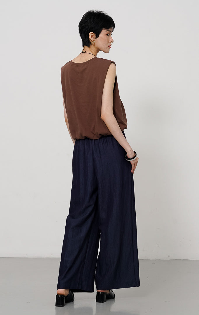 Lia Top Brown