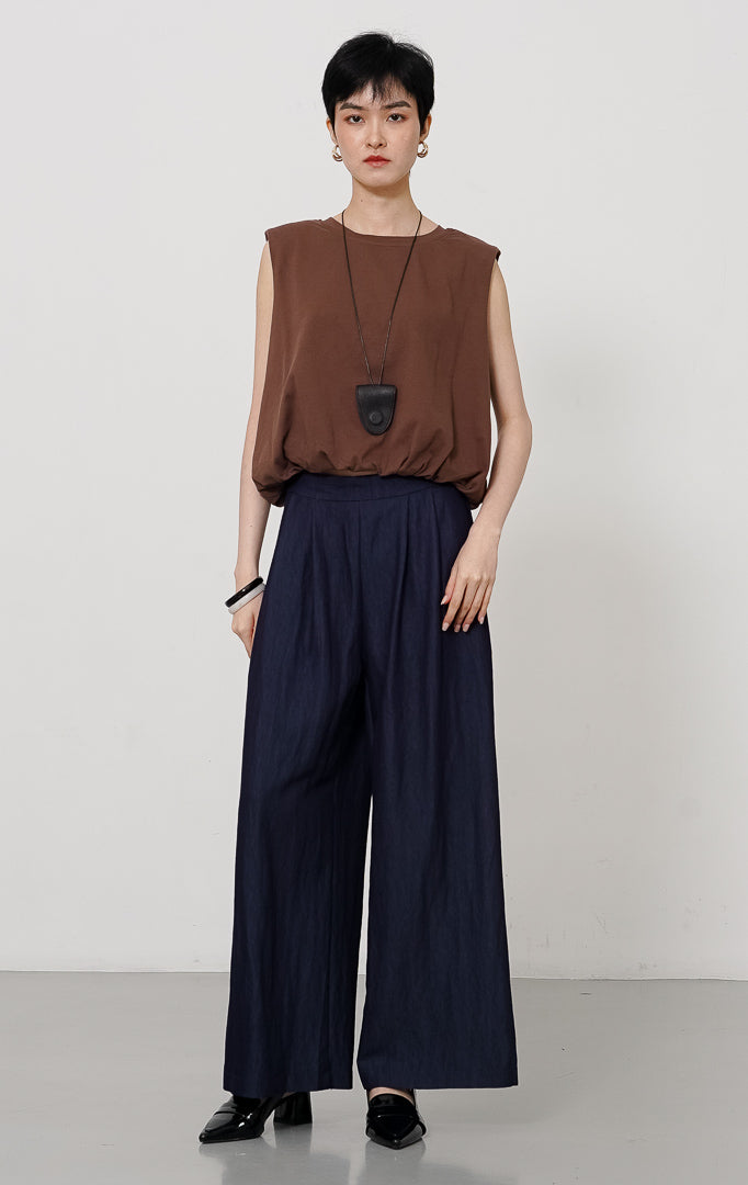 Lia Top Brown