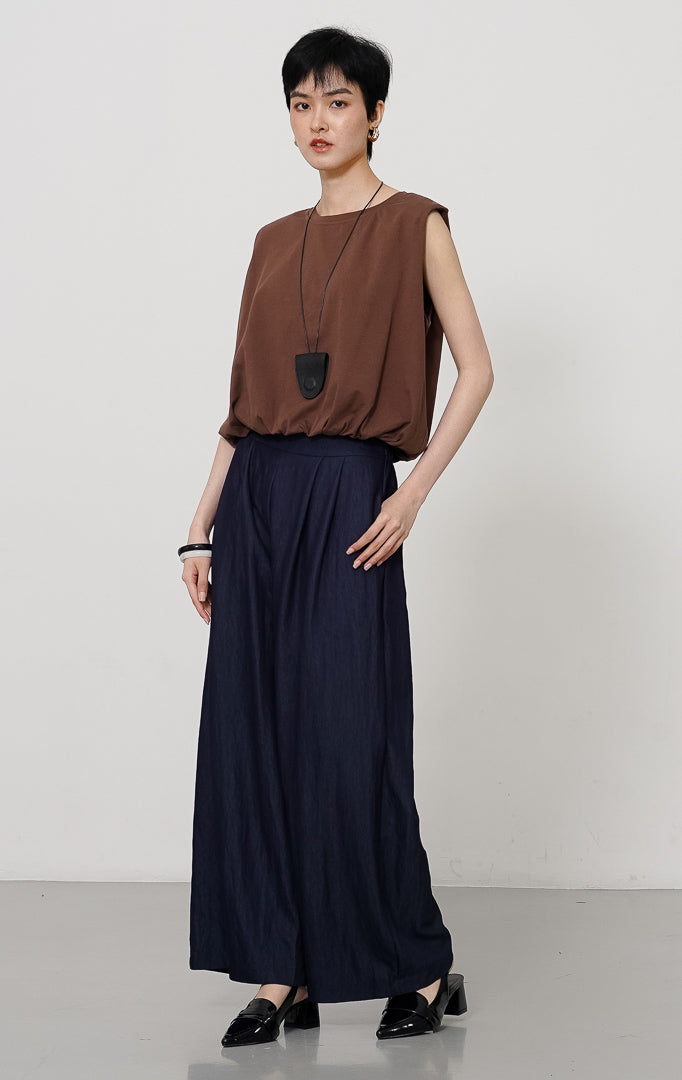 Lia Top Brown