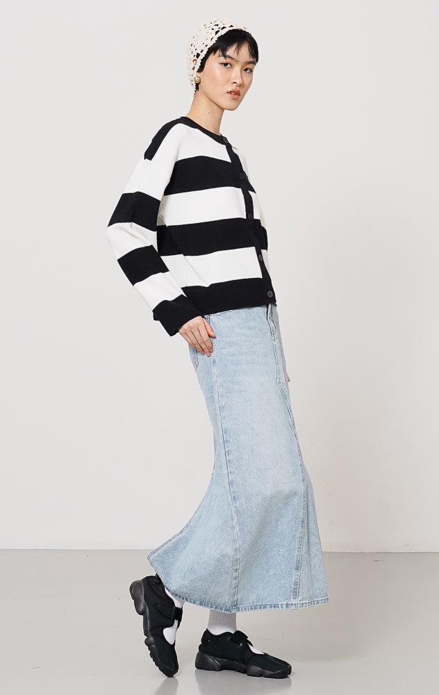 Theony Knit Cardigan Black Striped