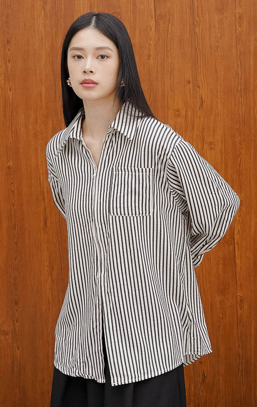 Caisyn Top Black Striped