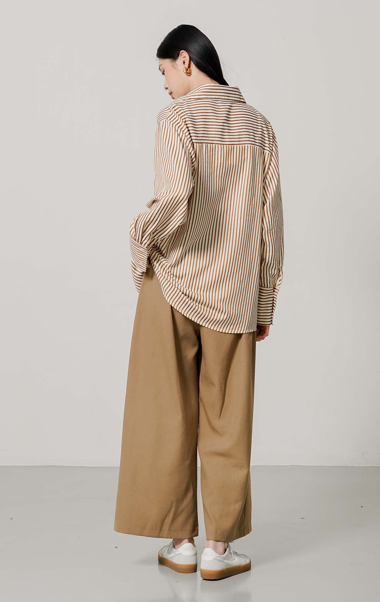 Caisyn Top Brown Striped