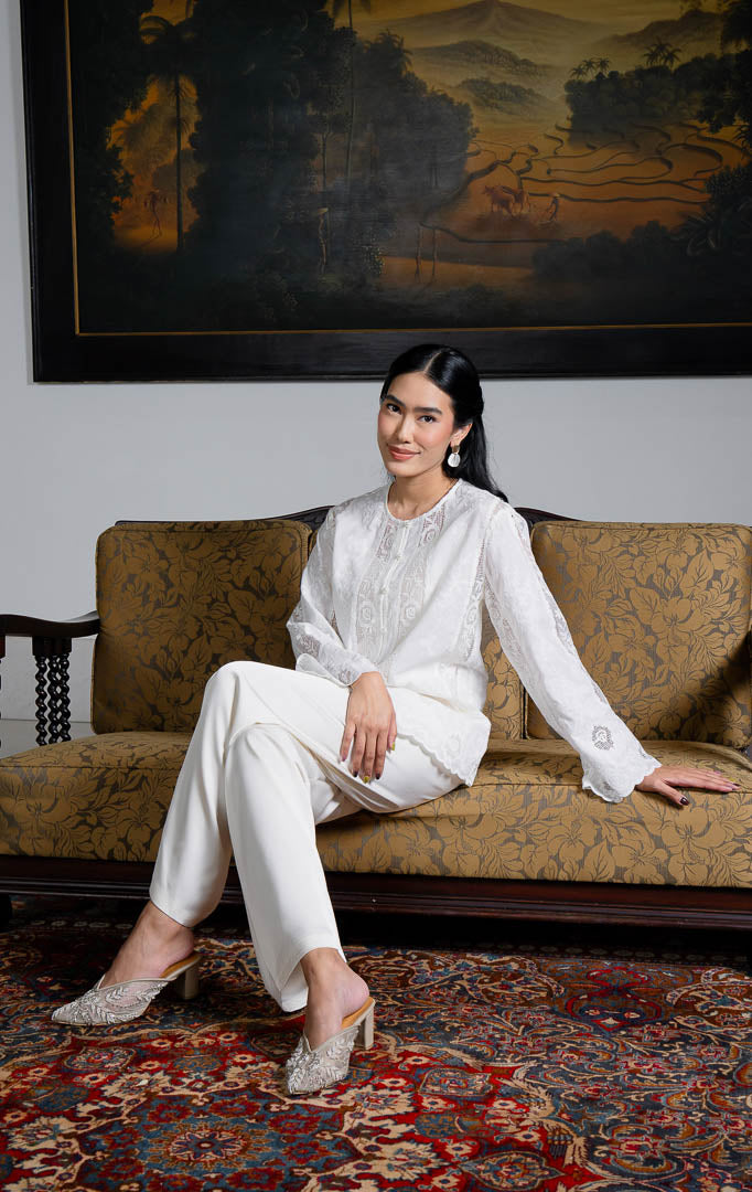 EID Qonita Top White