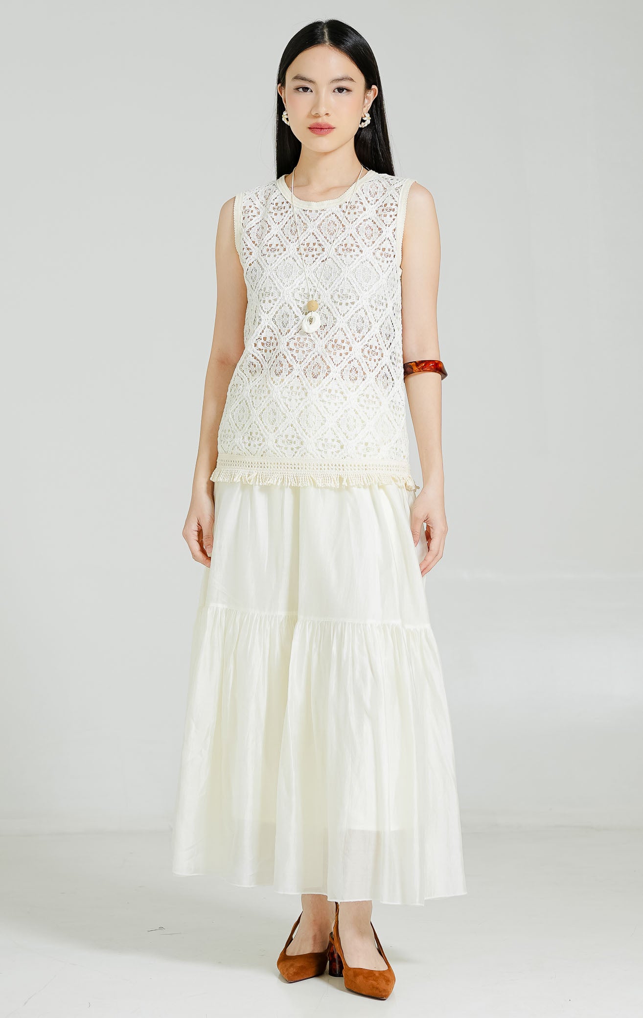 Macbeth Top Ivory