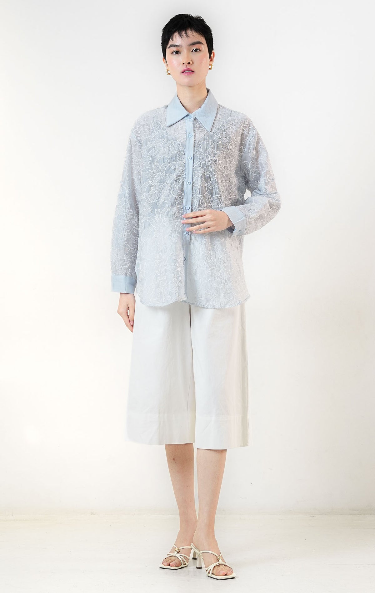 Everlynne Top Light Blue