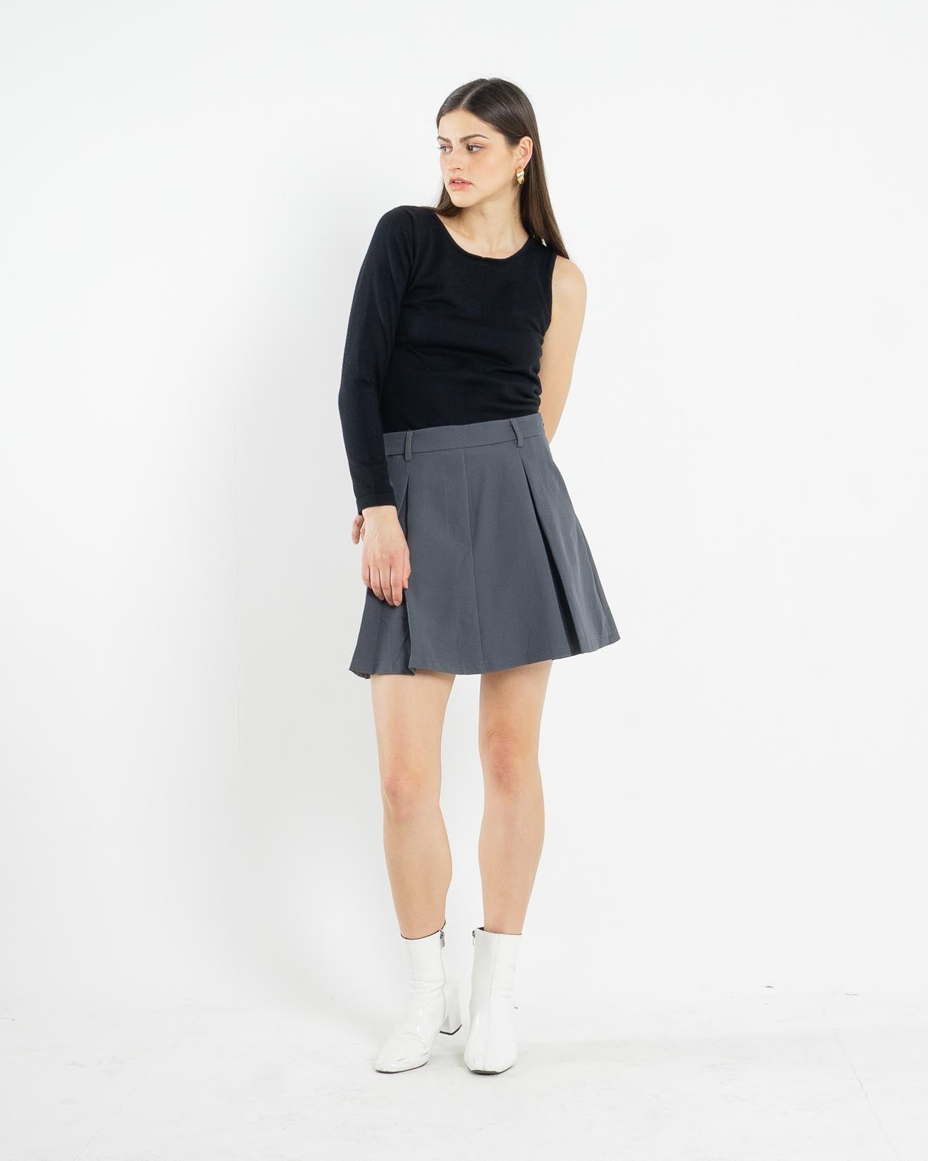 Luna Half Sleeve Black Top – 186373