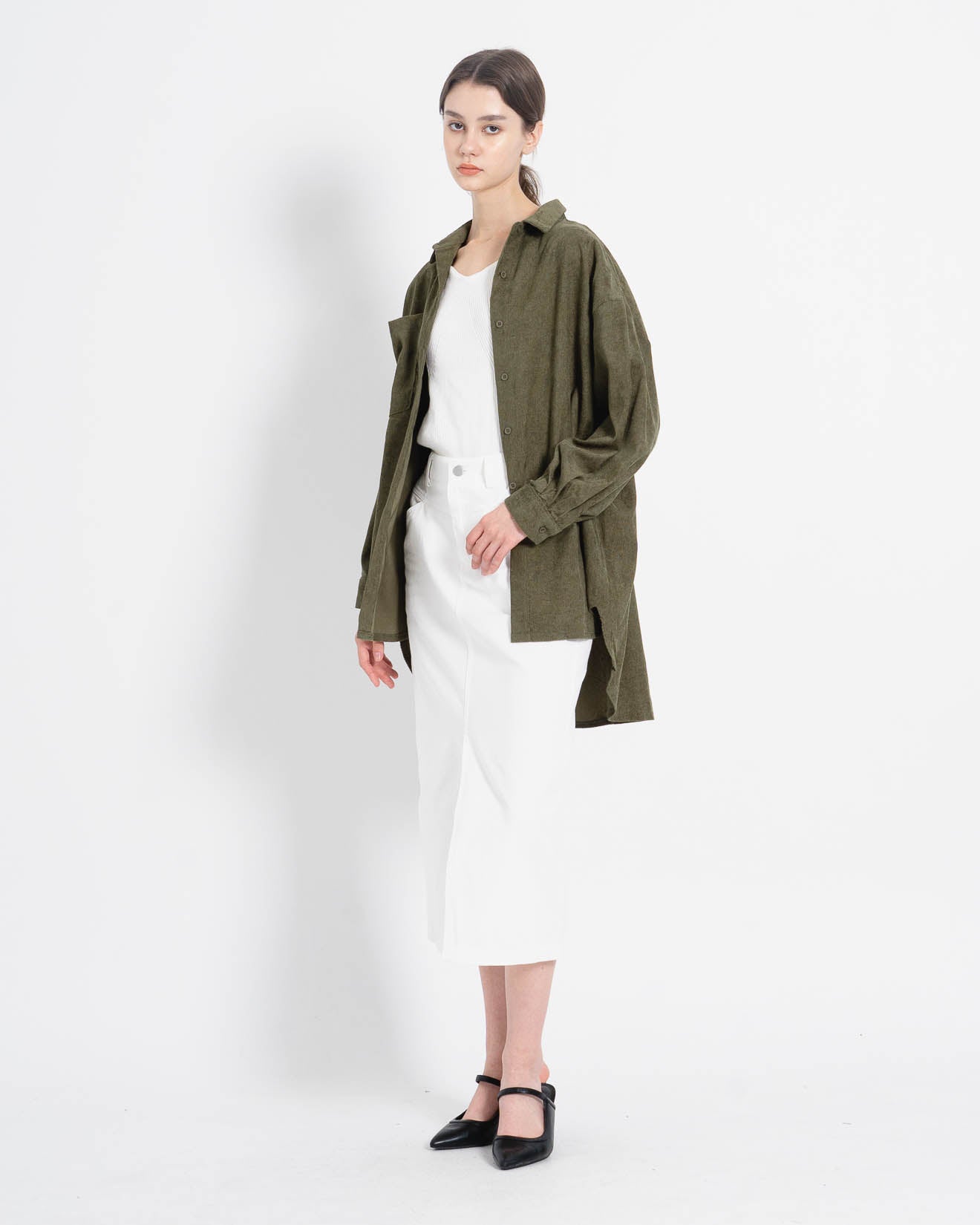 Jiso Corduroy Oversized Army Shirt – Kemeja Lengan Panjang Wanita ( RESTOCK ) - 188660
