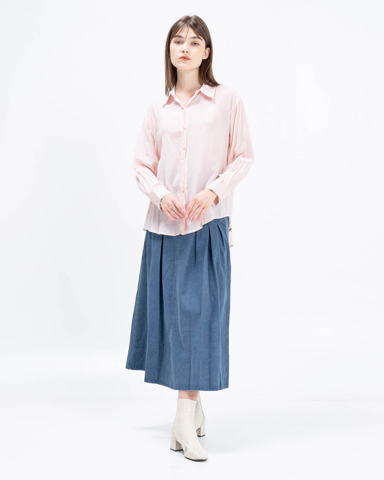 Haruka Oversized Pink Logo Shirt – Kemeja Wanita Lengan Panjang - 189411