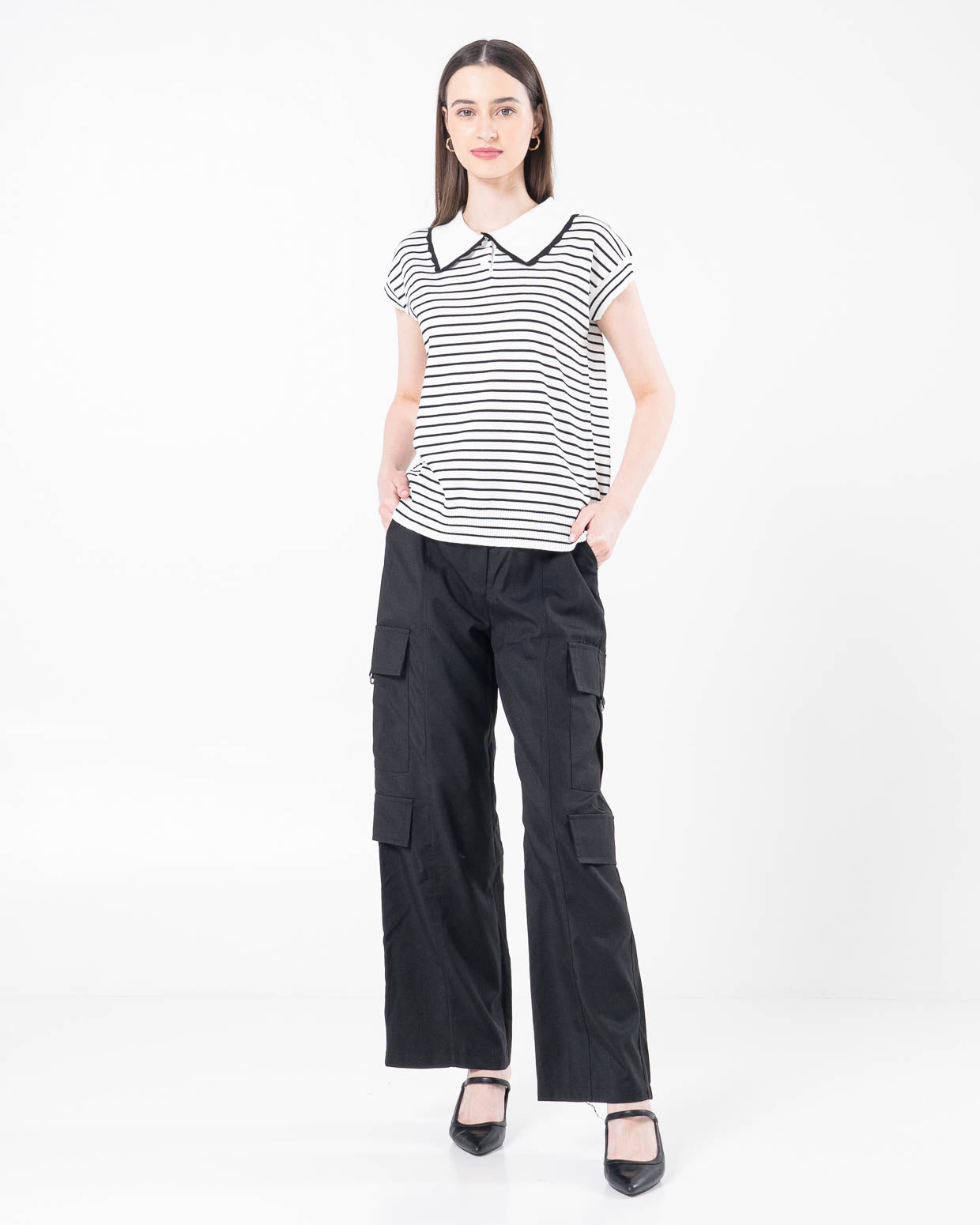 Ria Collar Stripped Knit White Top - Atasan Rajut Wanita Lengan Pendek - 189434