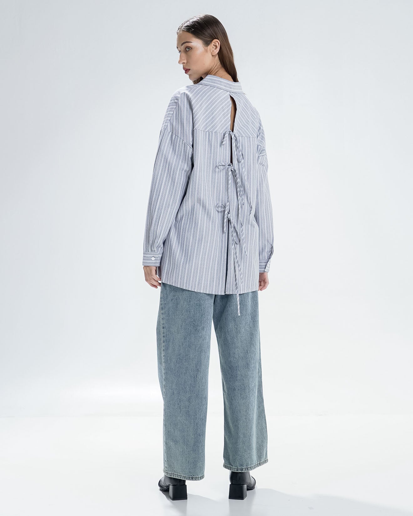 Alvina Back Tie Gey Shirt - Kemeja Wanita Kekinian Lengan Panjang - 189973