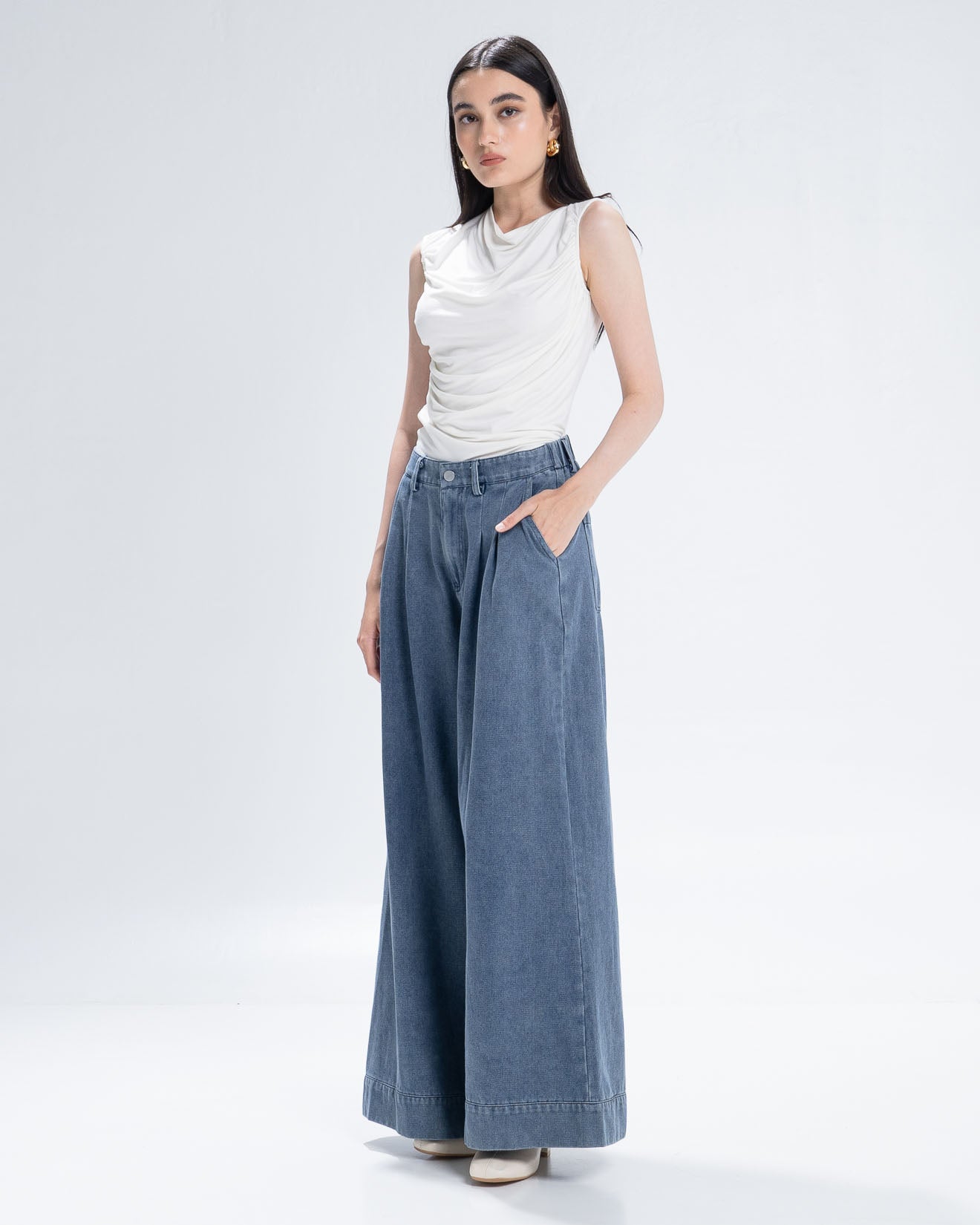 The Stage 24 Sleeveless Top White - Atasan Wanita Kekinian - 190929