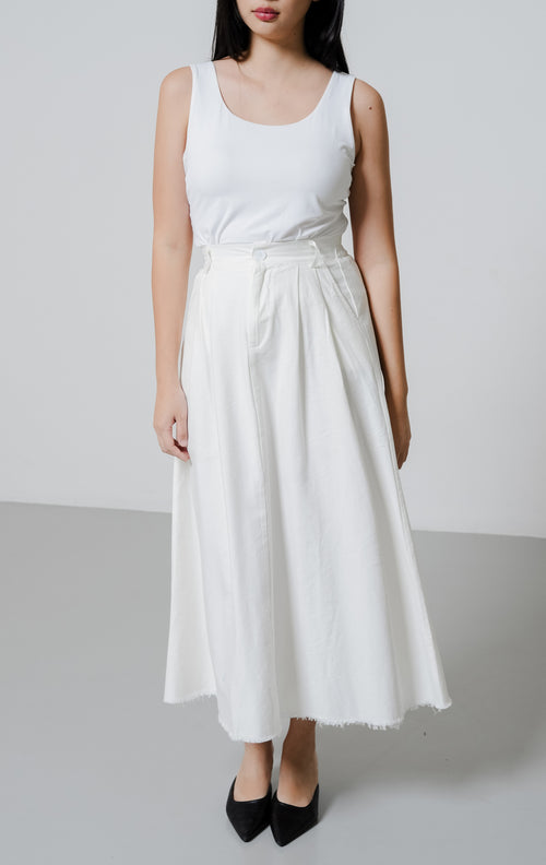 Pevita Skirt White