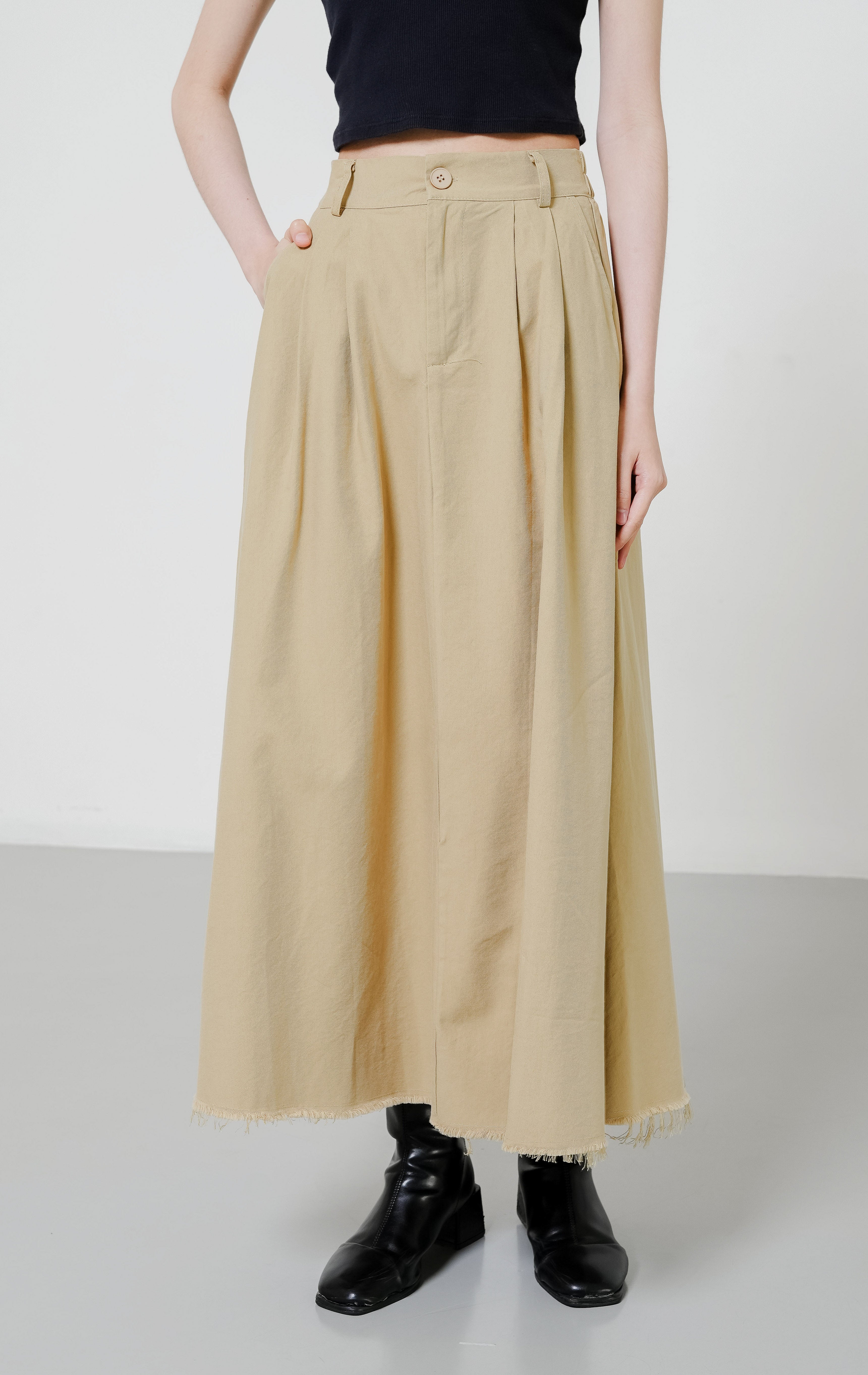 Pevita Skirt Khaki
