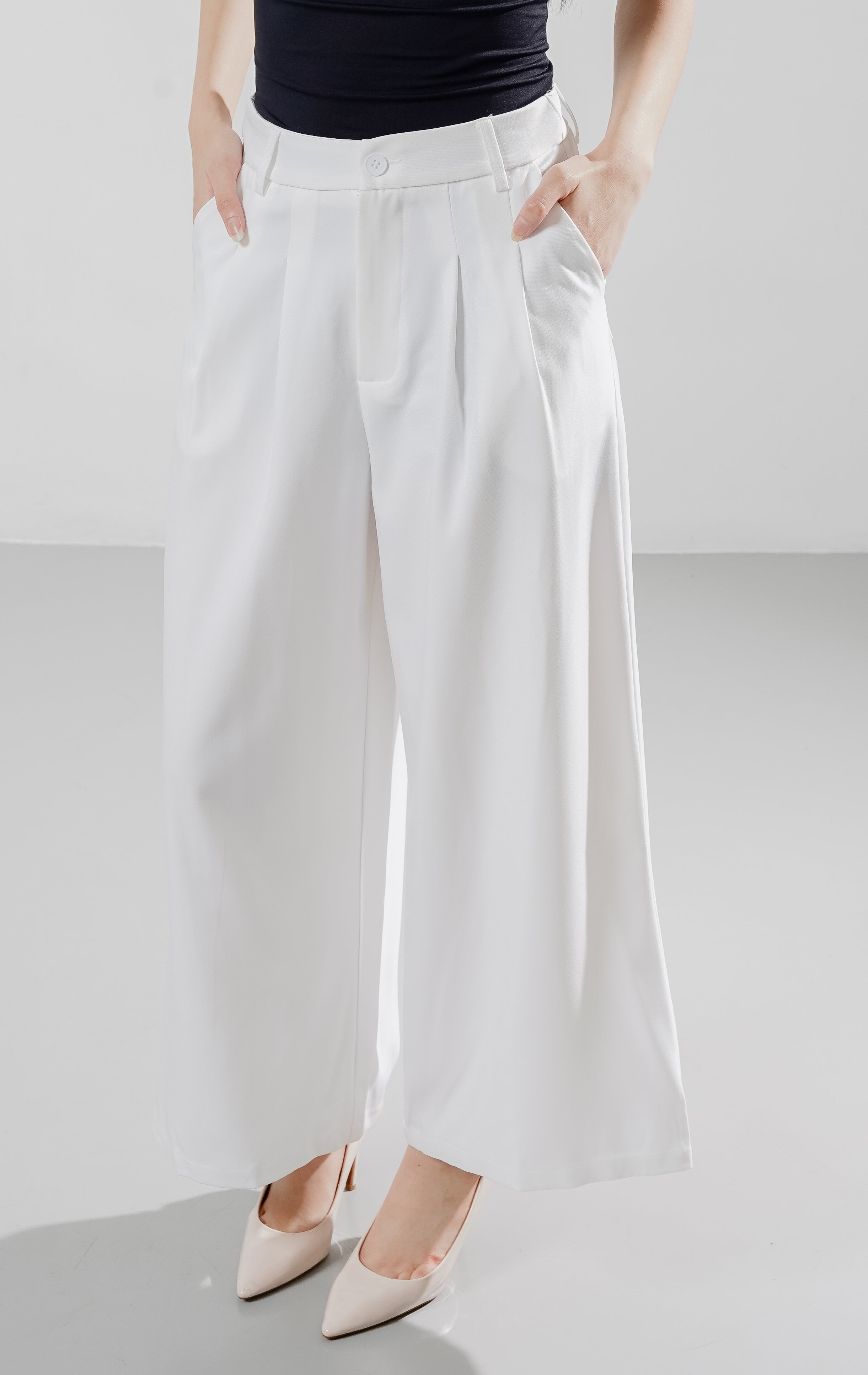 Dally Pants White