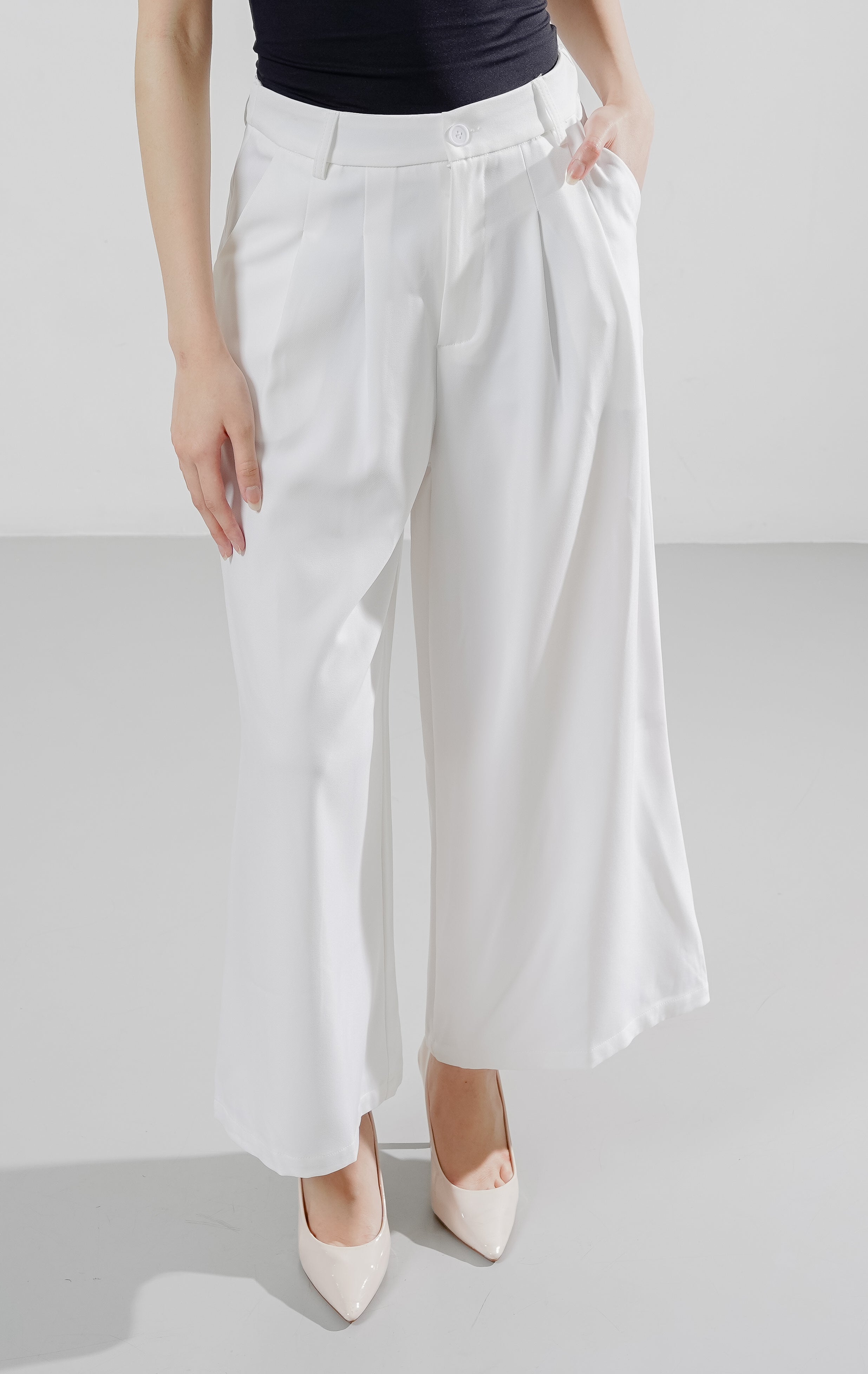 Dally Pants White