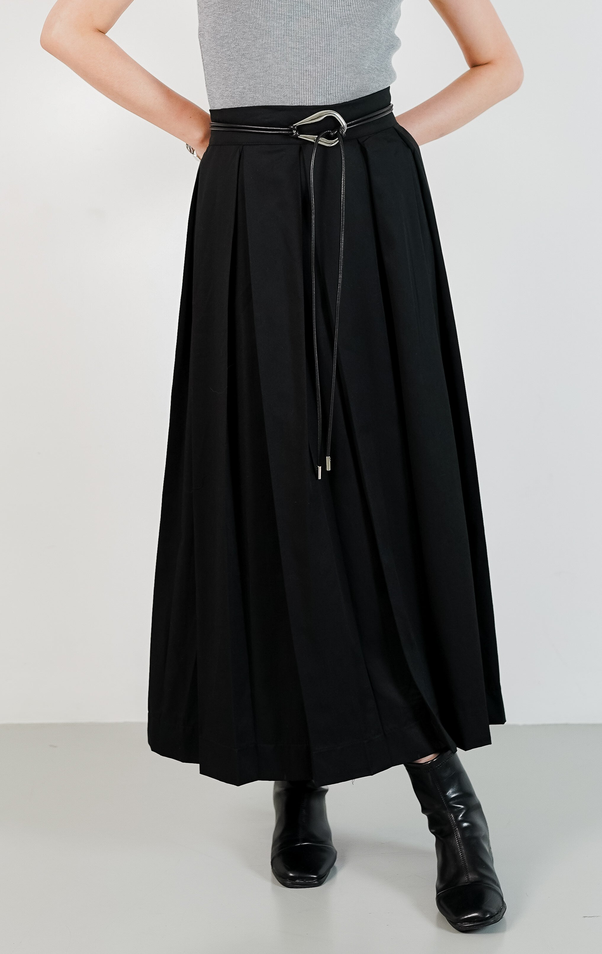 Diksha Skirt Black