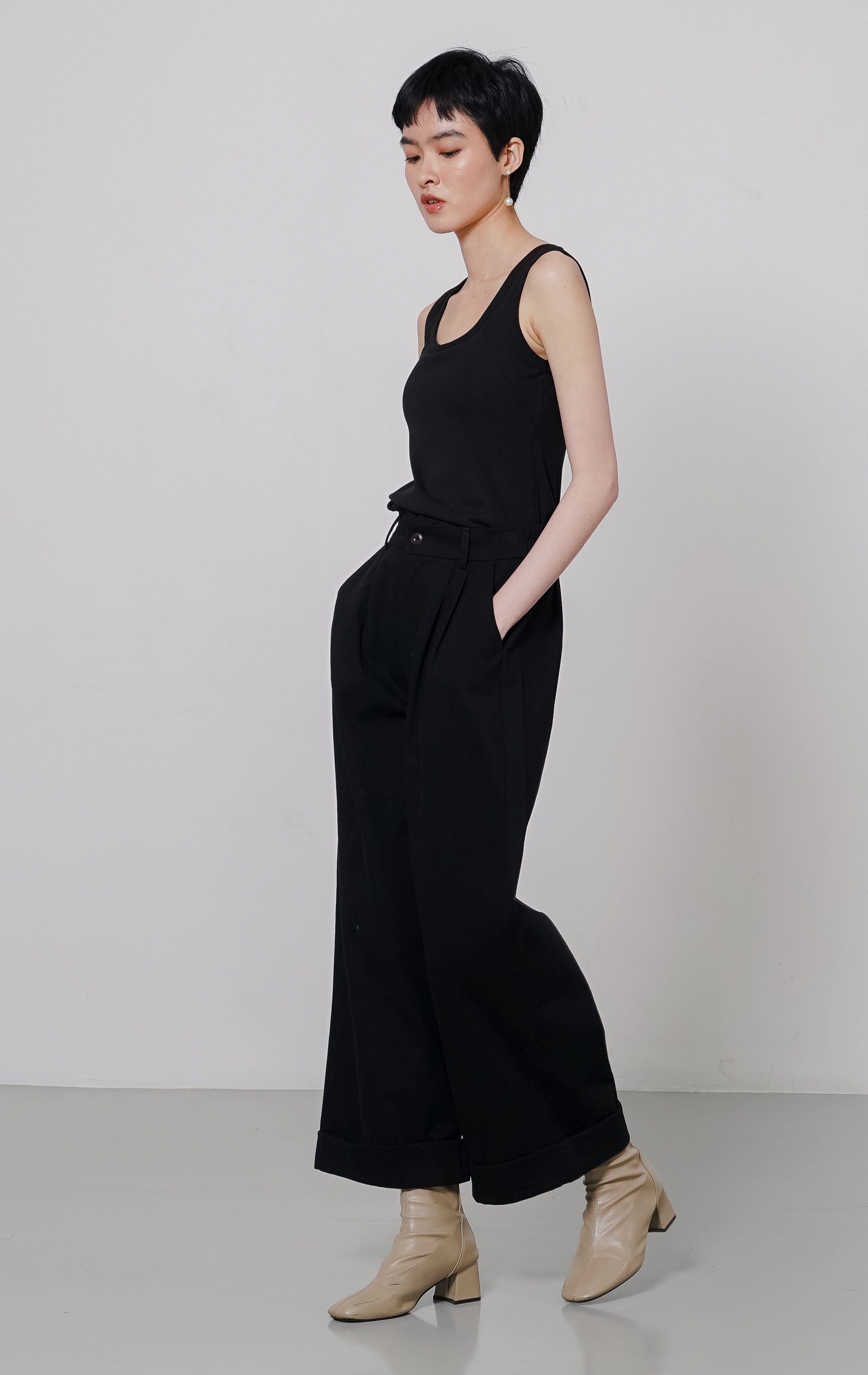 Kania Pants Black