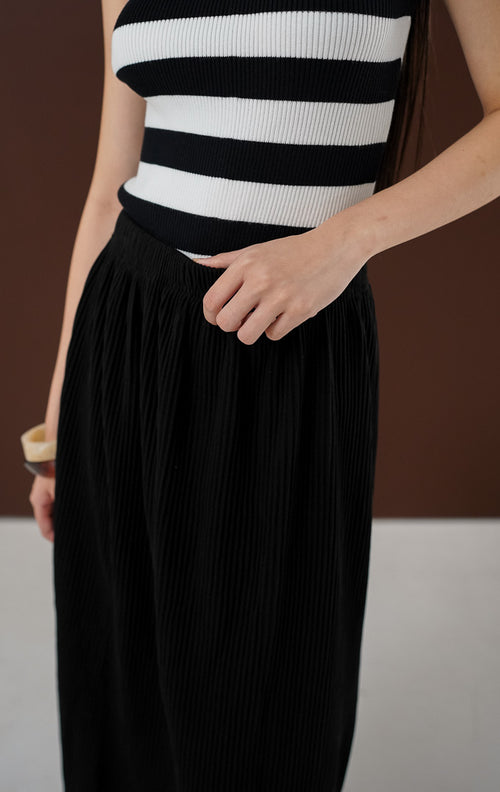 Tracie Skirt Black