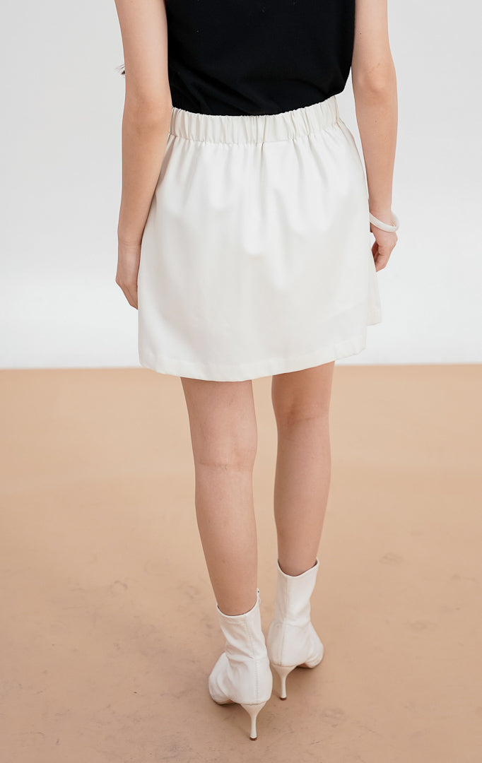 Matteo Skort White