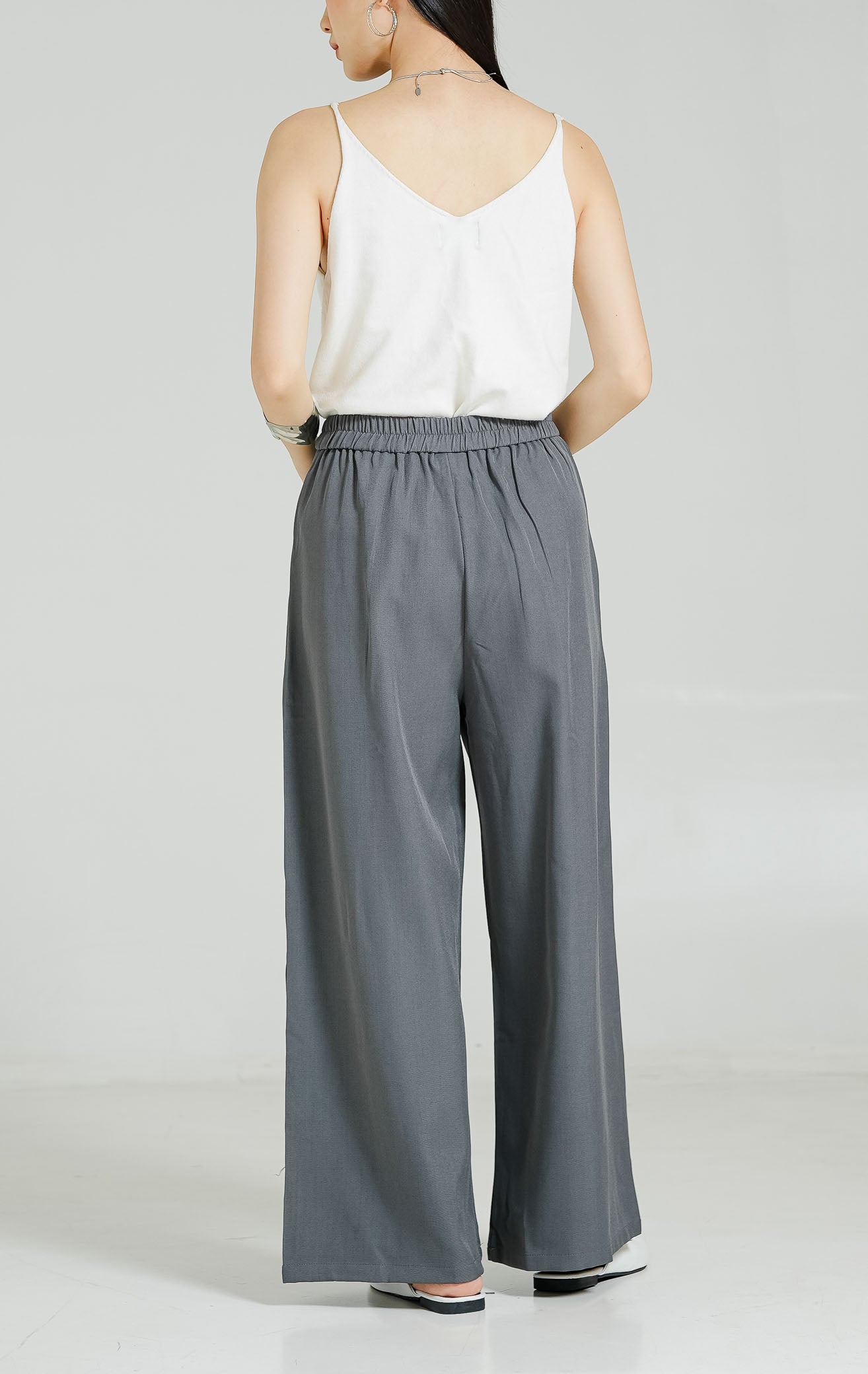 Pevensie Pants Grey