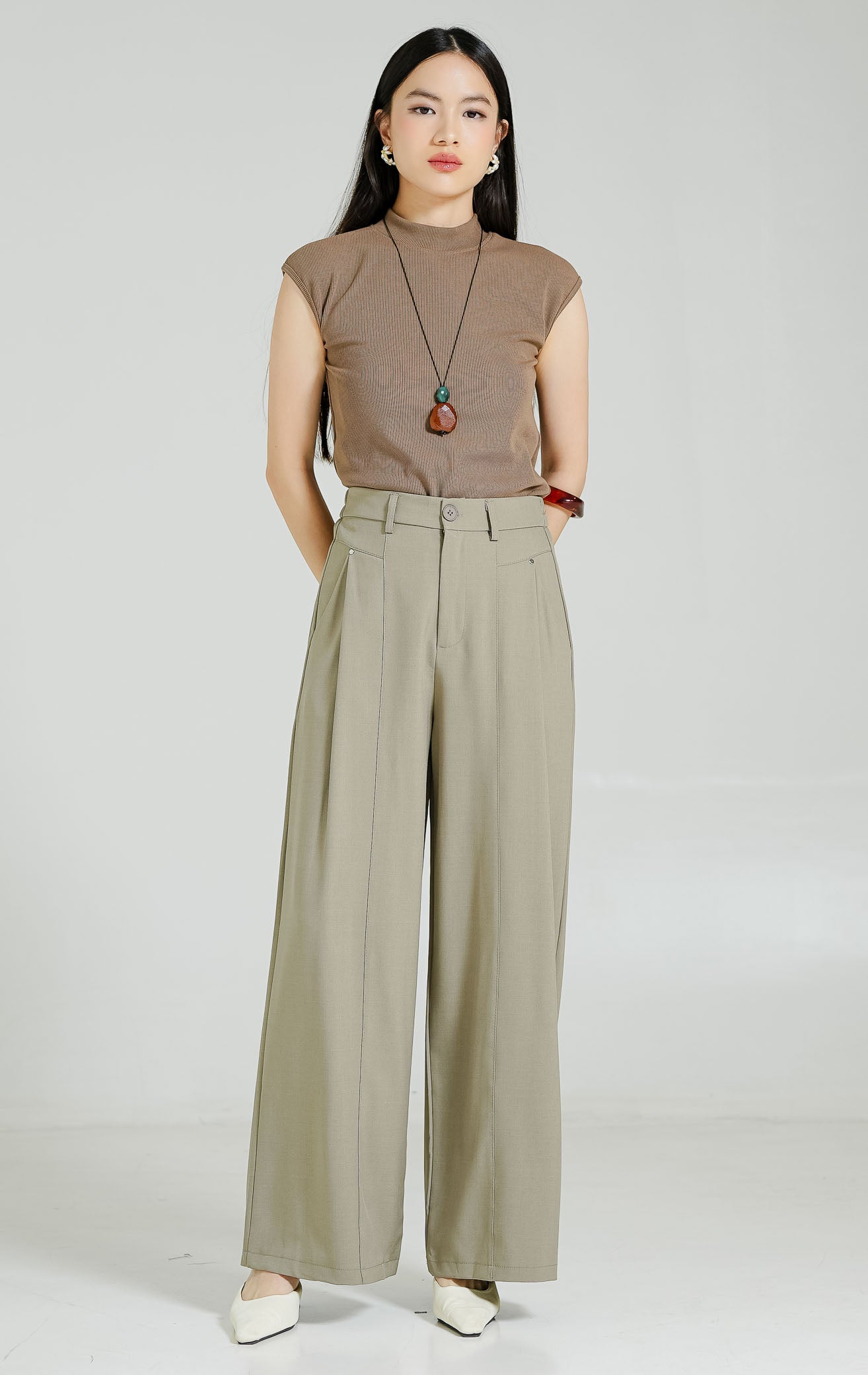Arthou Pants Olive