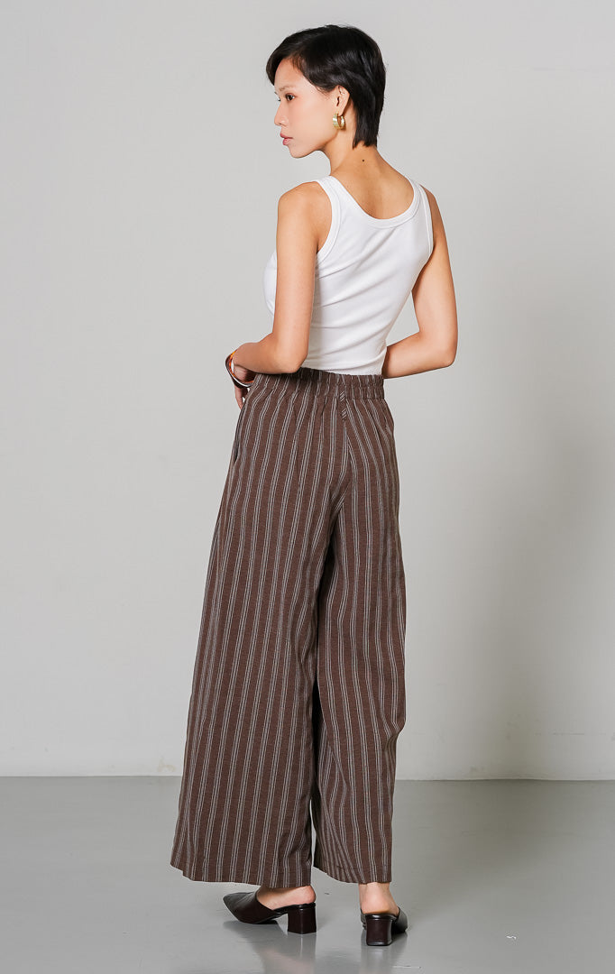 Ariphron Pants Brown