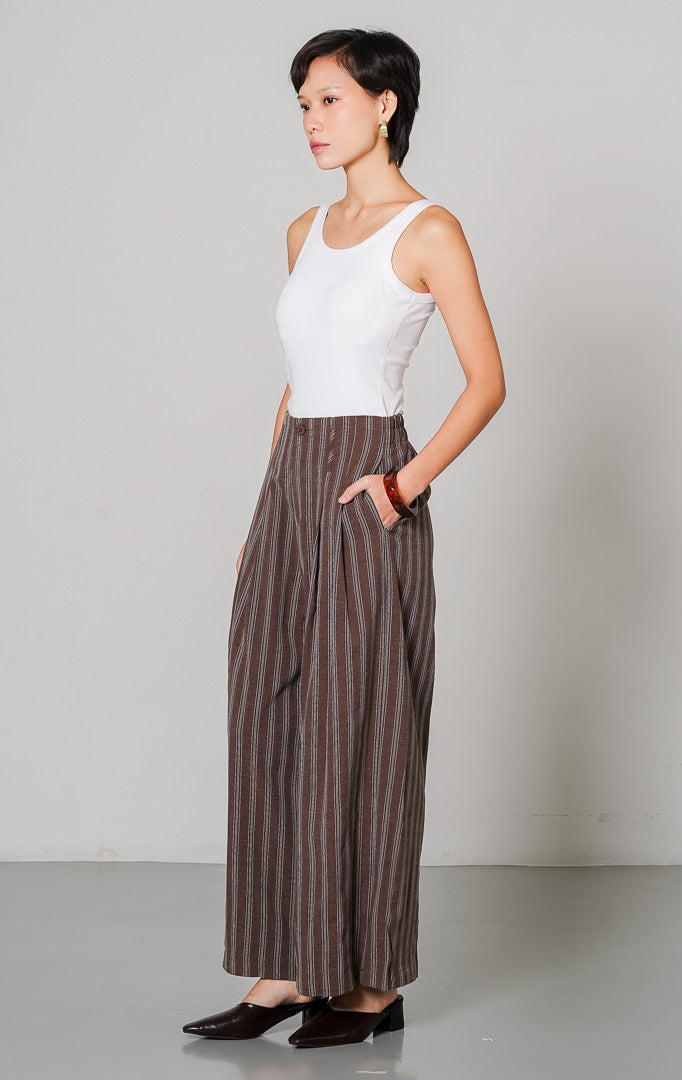 Ariphron Pants Brown