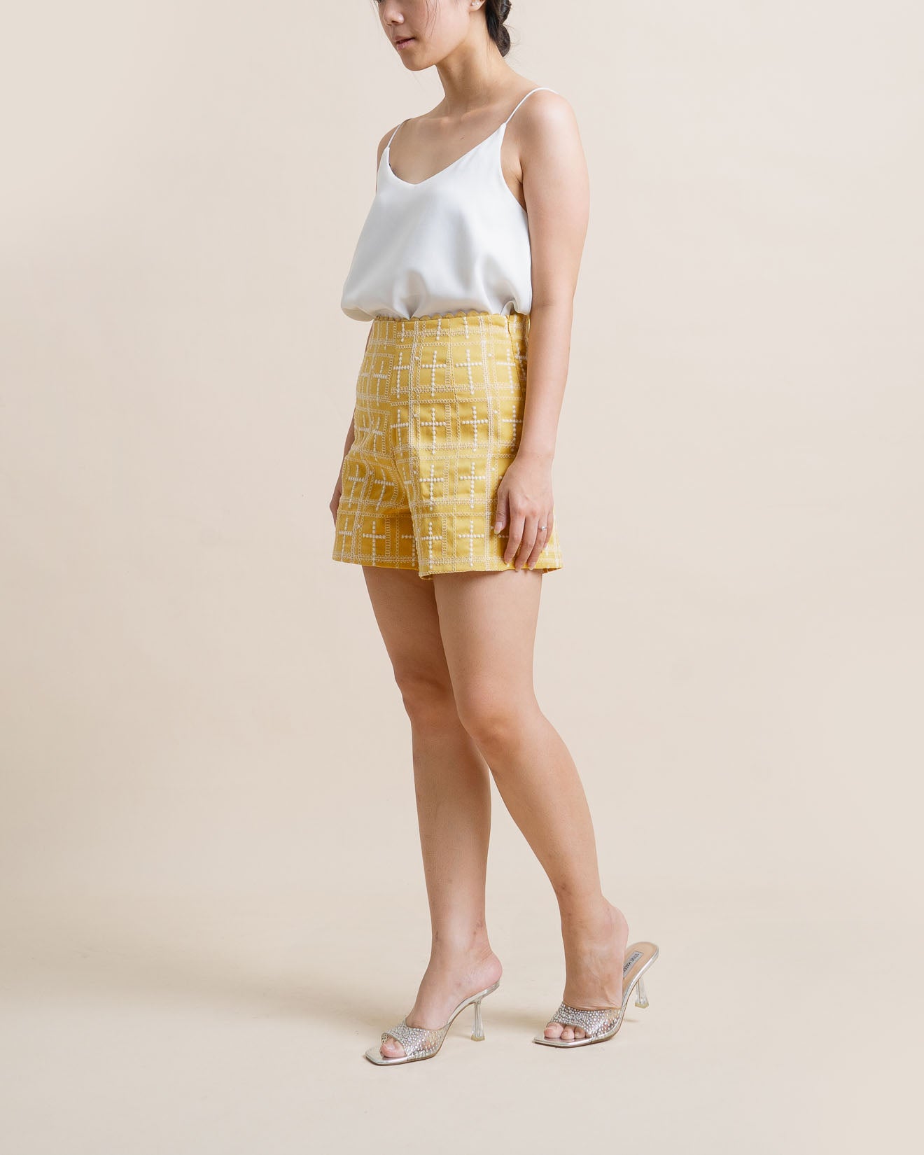 CNY Daffodil Embroidery Marigold Short Pants – 287205