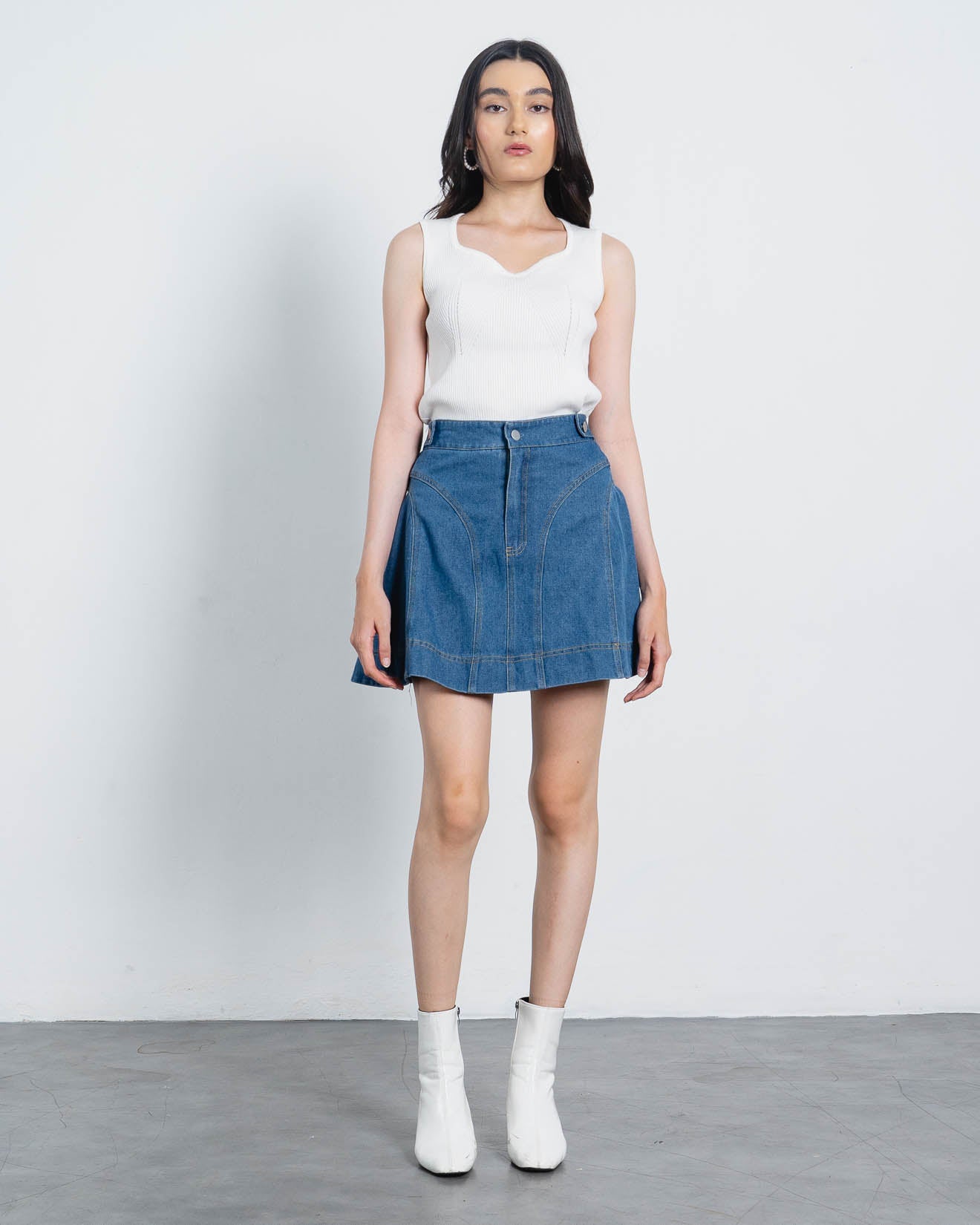 Acha Sinaga – Cayden A-Line Blue Denim Skort – 288917