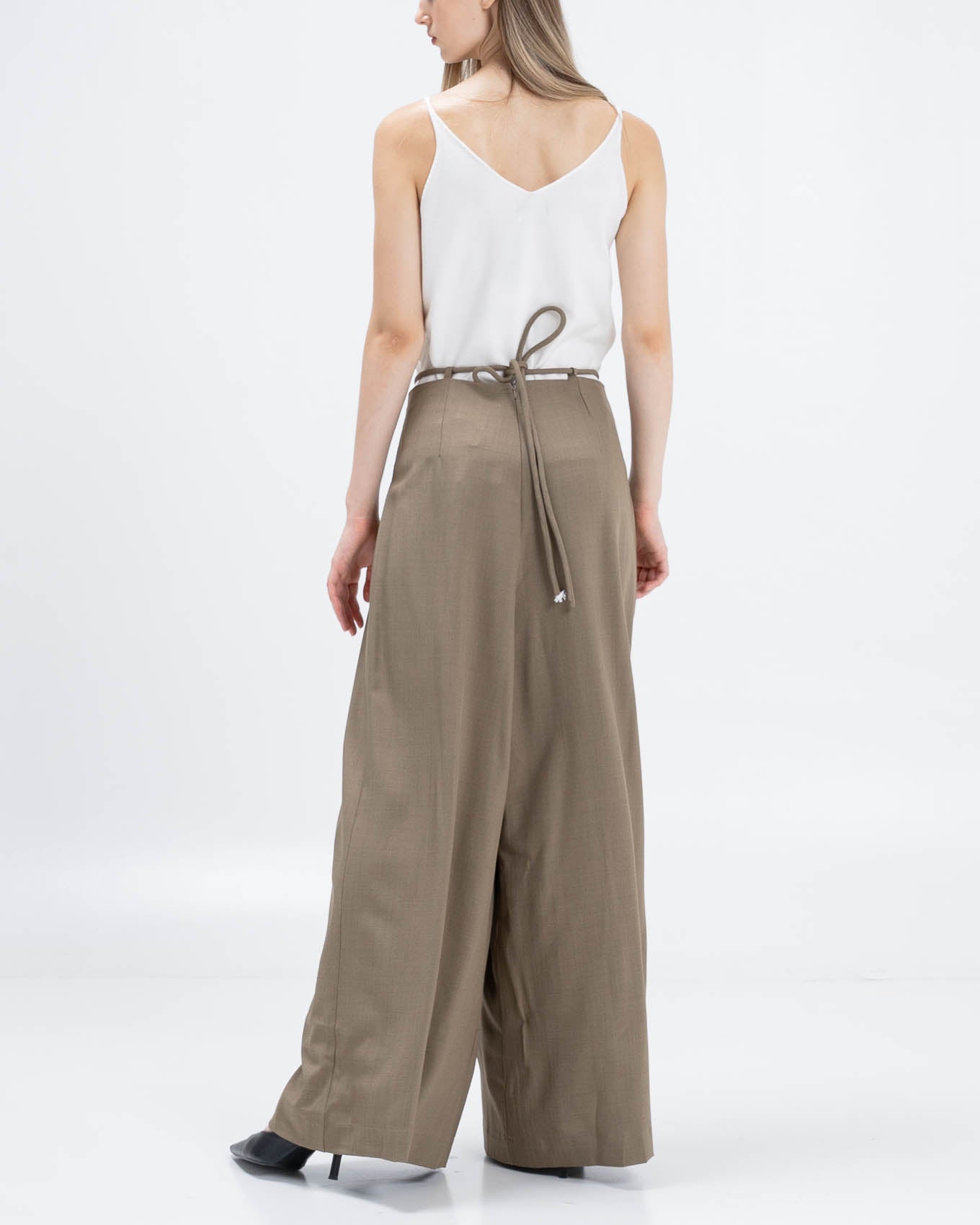 Narah Tie Belt Brown Pants – Celana Kulot Wanita - 289522