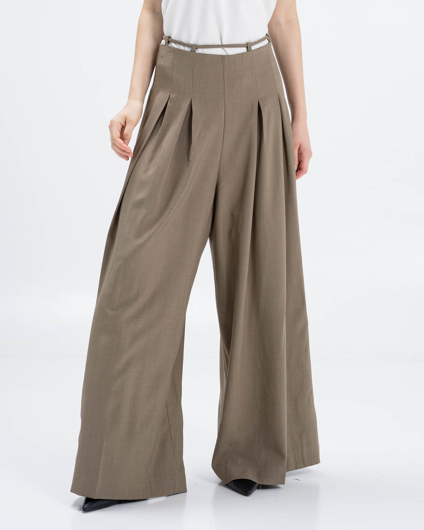 Narah Tie Belt Brown Pants – Celana Kulot Wanita - 289522