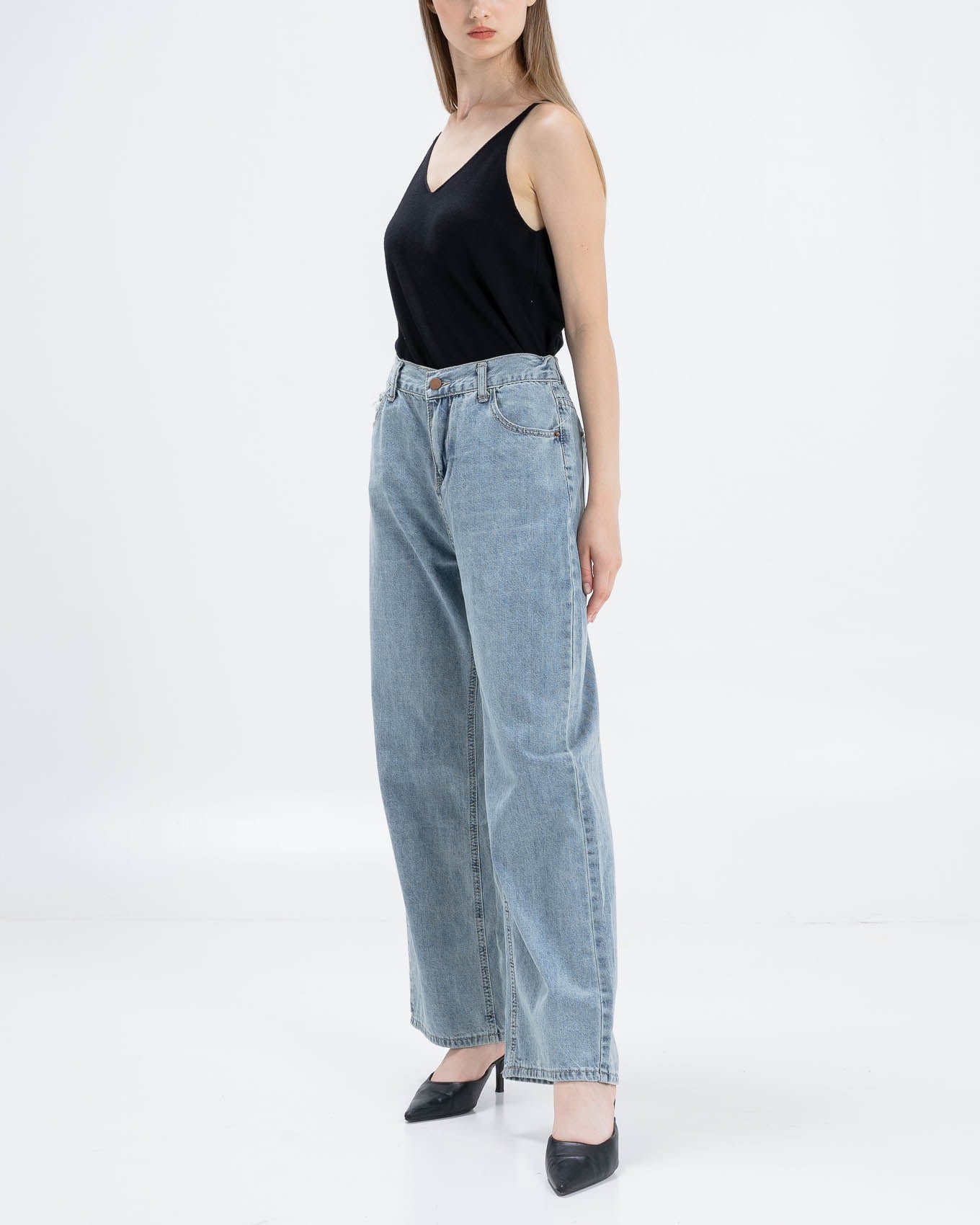 Sean Straight Leg Light Denim Pants – Celana Panjang Kulot Wanita - 289824
