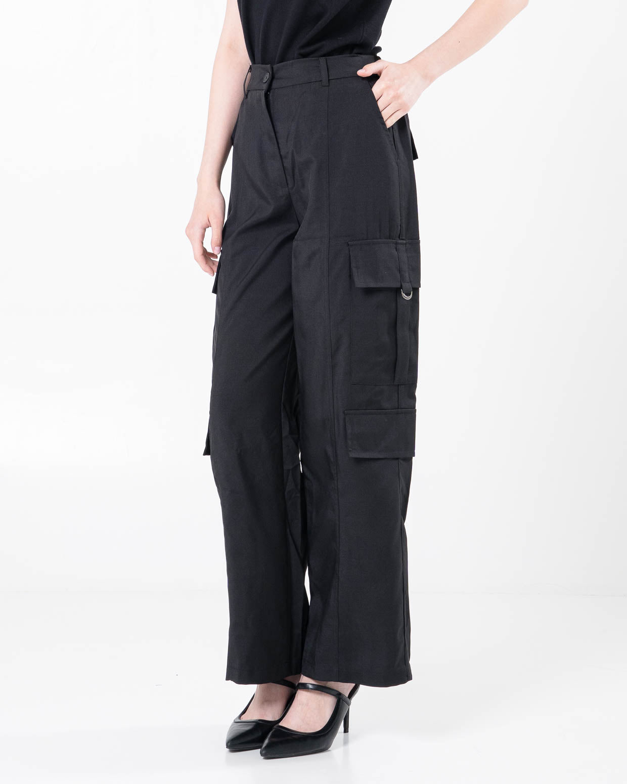 Salome Cargo Wide Leg Black Pants – Celana Cargo Wanita Casual - 289921