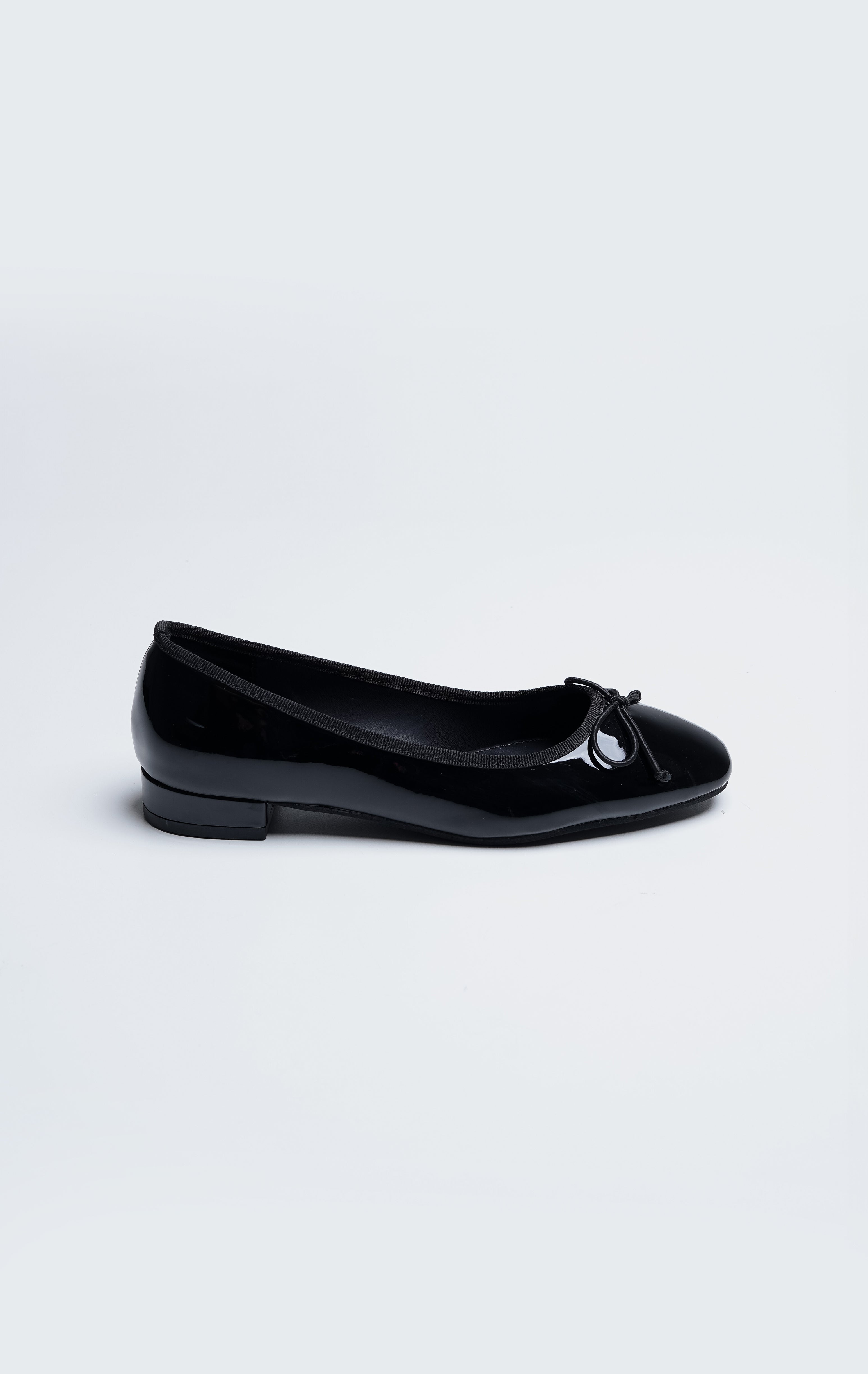 Octavius Shoes Black