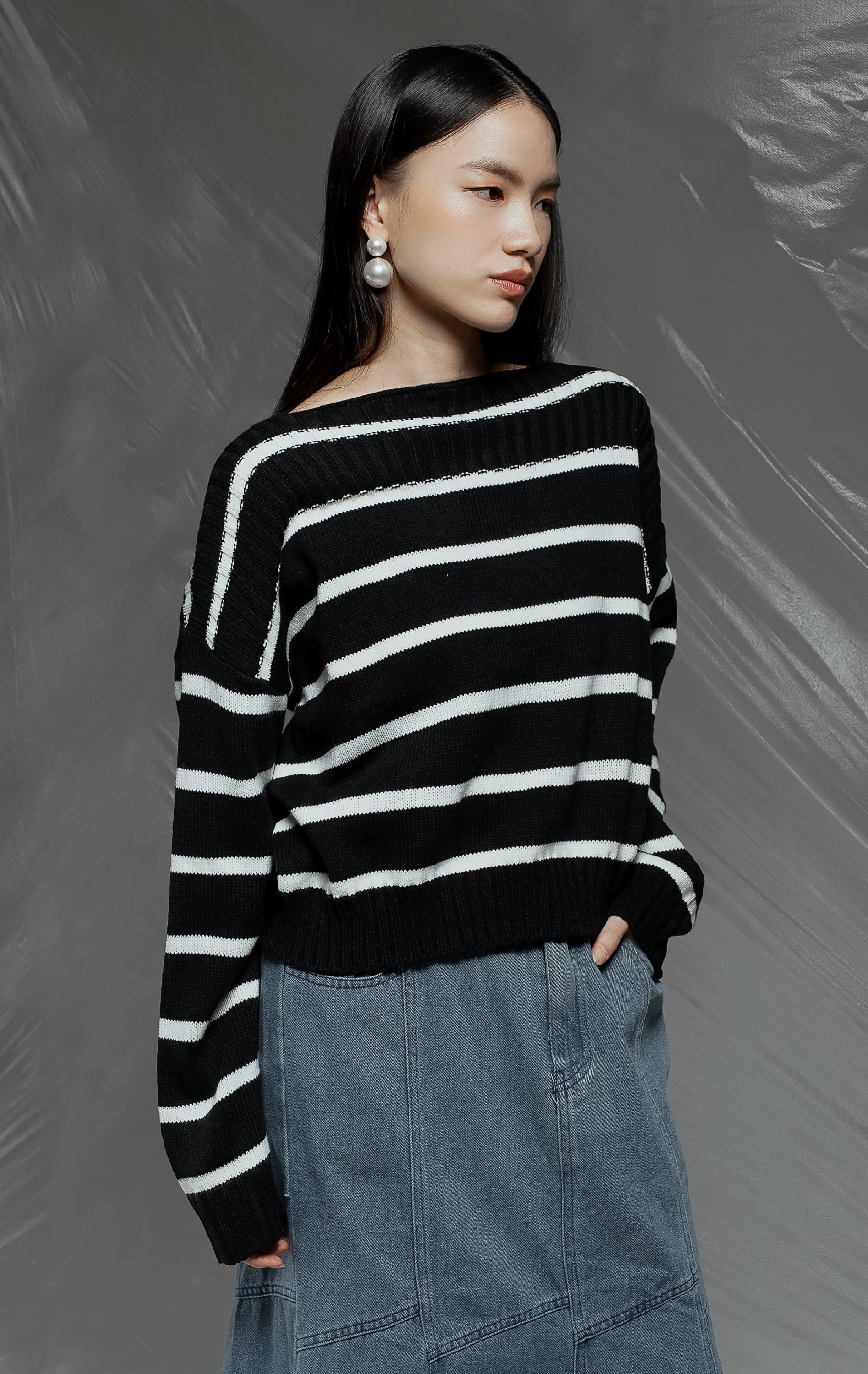 Hazel Sweater Black Striped