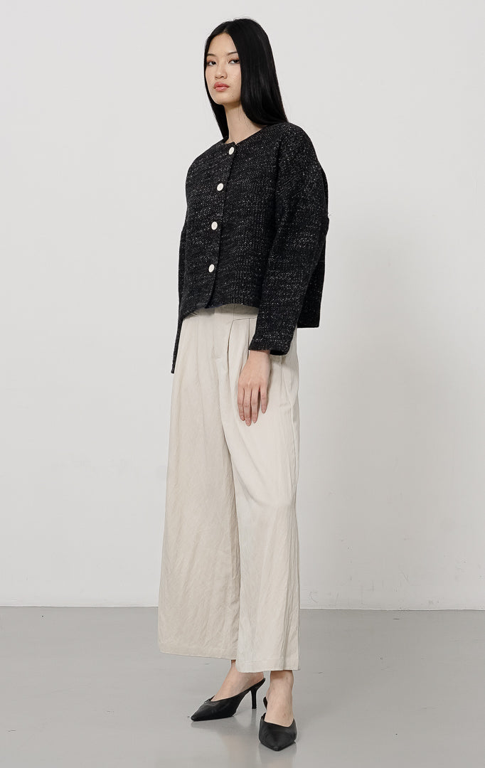 Ximora Outer Black