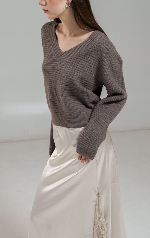 Dahlina Sweater Brown