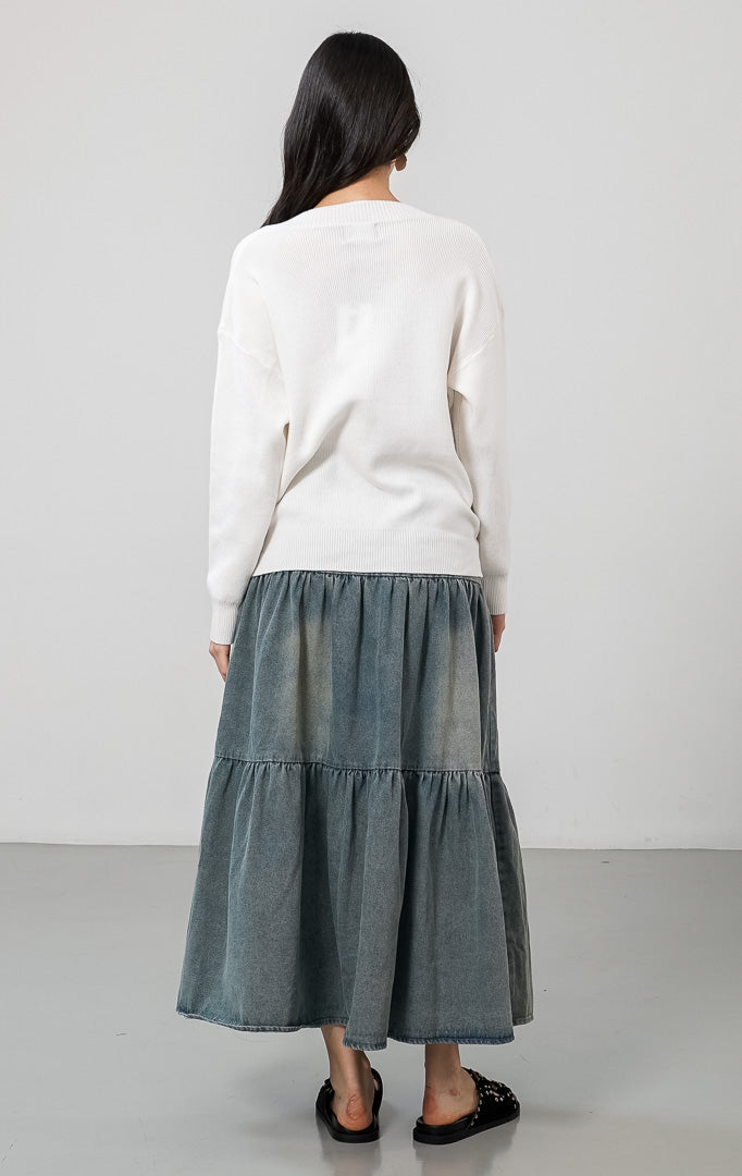 Antonie Cardigan White