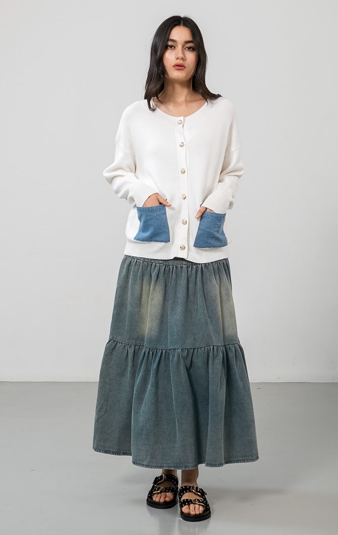 Antonie Cardigan White