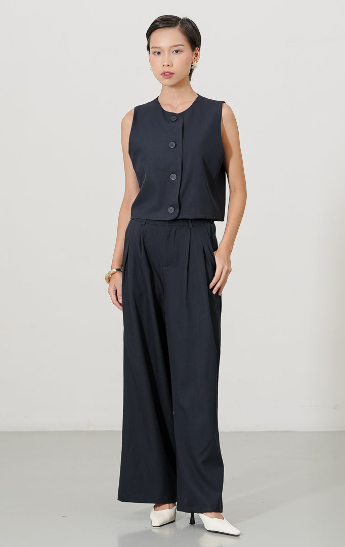 Kaelith Vest Navy