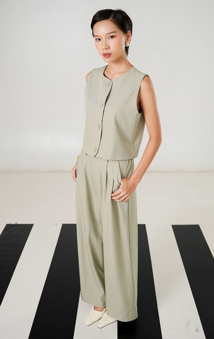 Kaelith Vest Olive