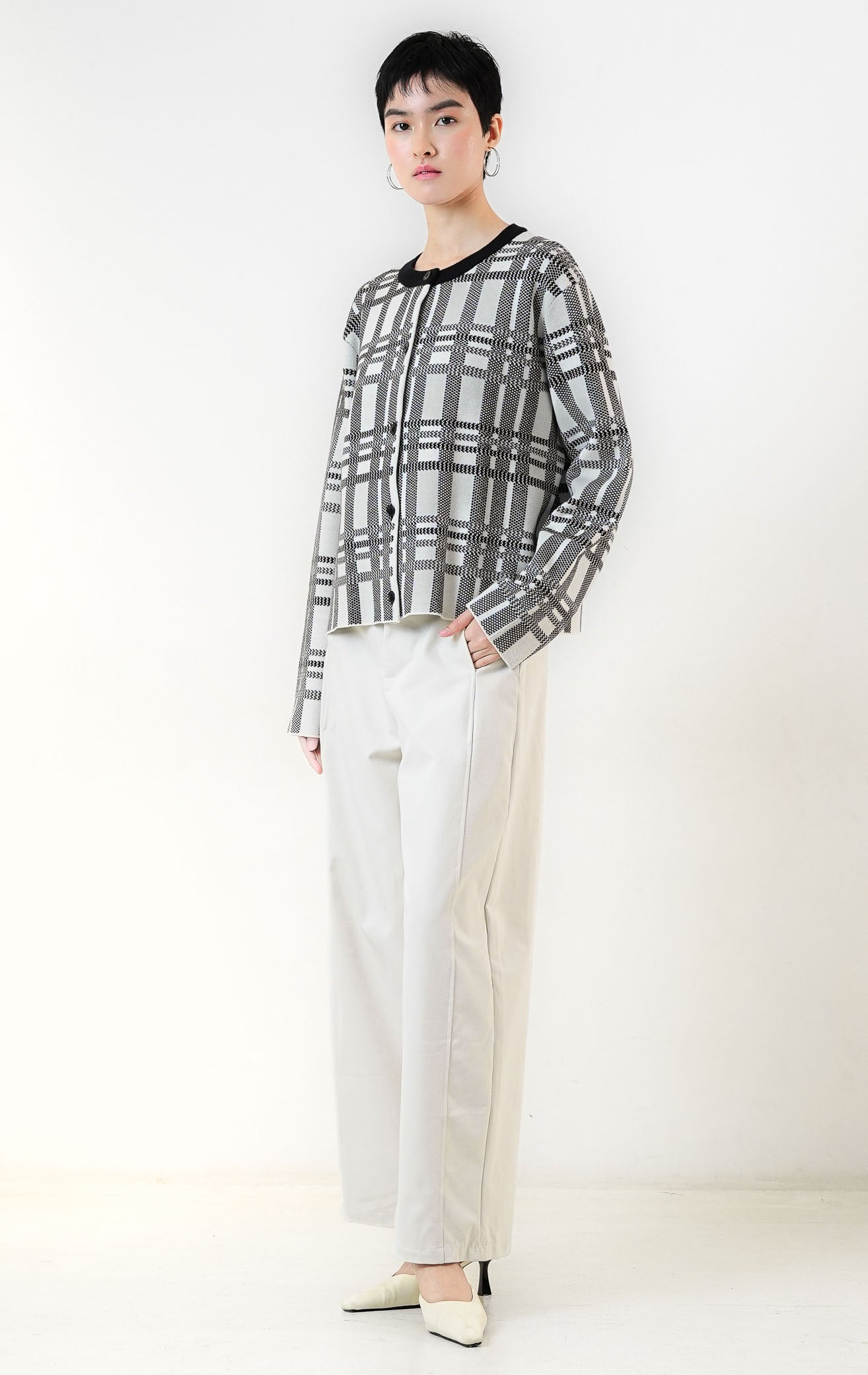 Yamila Cardigan Black