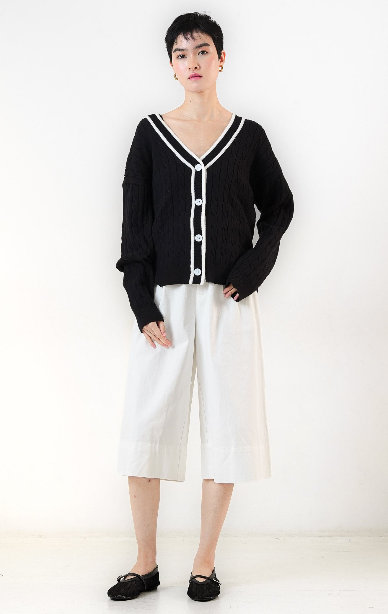 Annette Cardigan Black