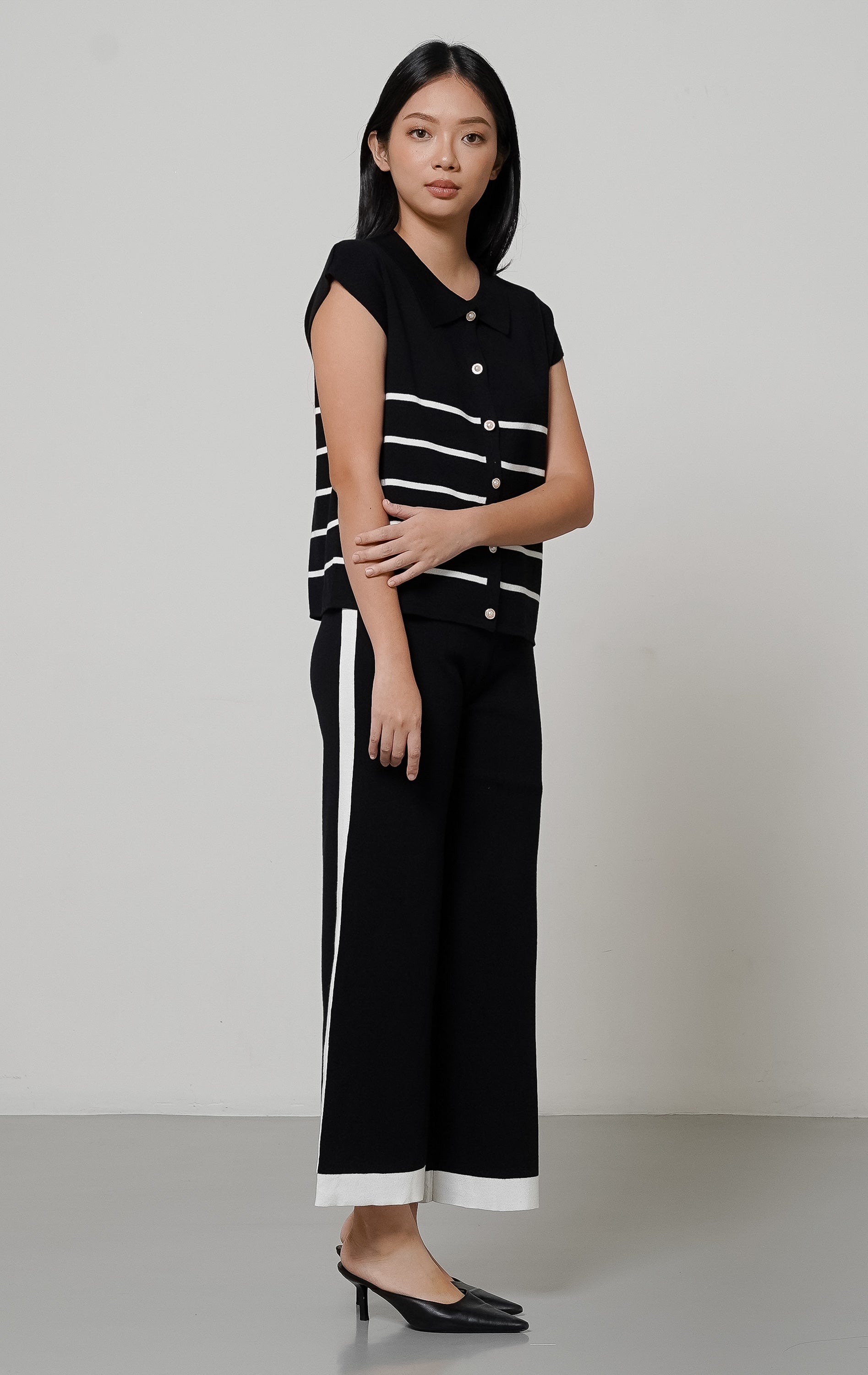 Leona Set Black
