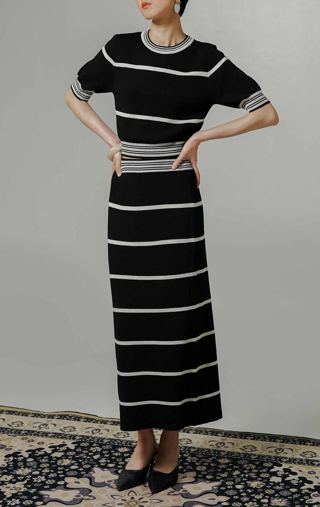 Esmeralda Knit Set Black Striped