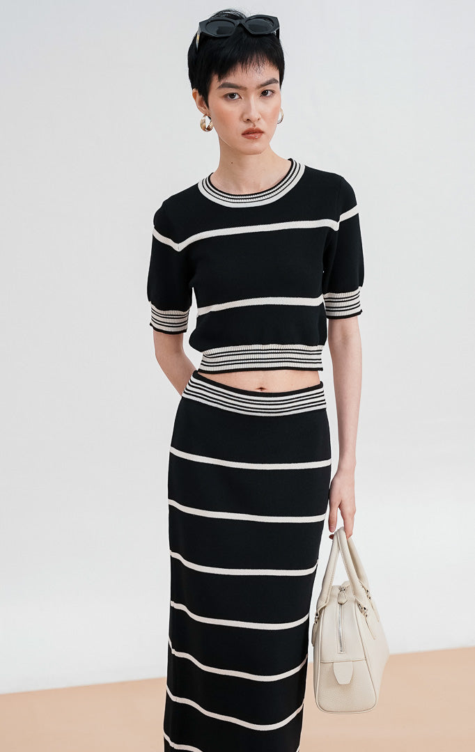 Esmeralda Knit Set Black Striped