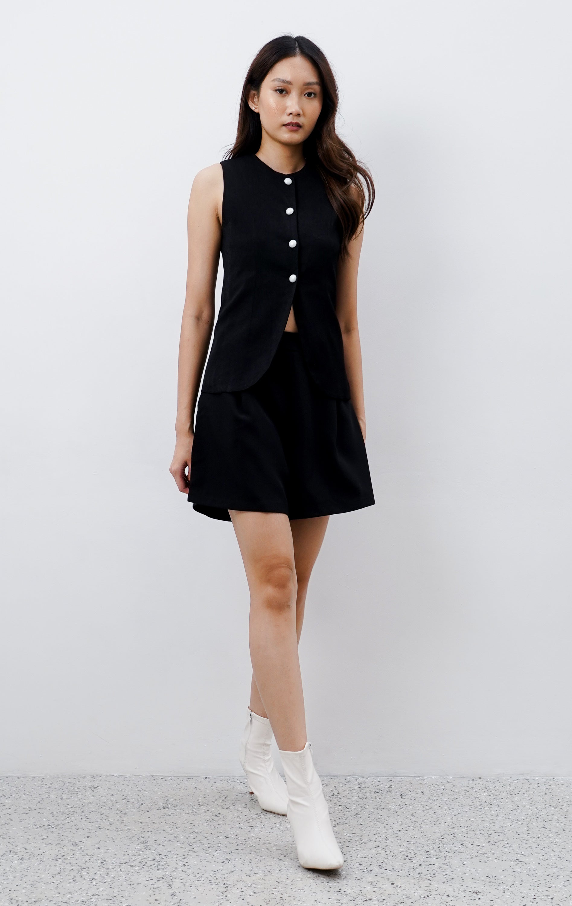 Ovitta Vest Black