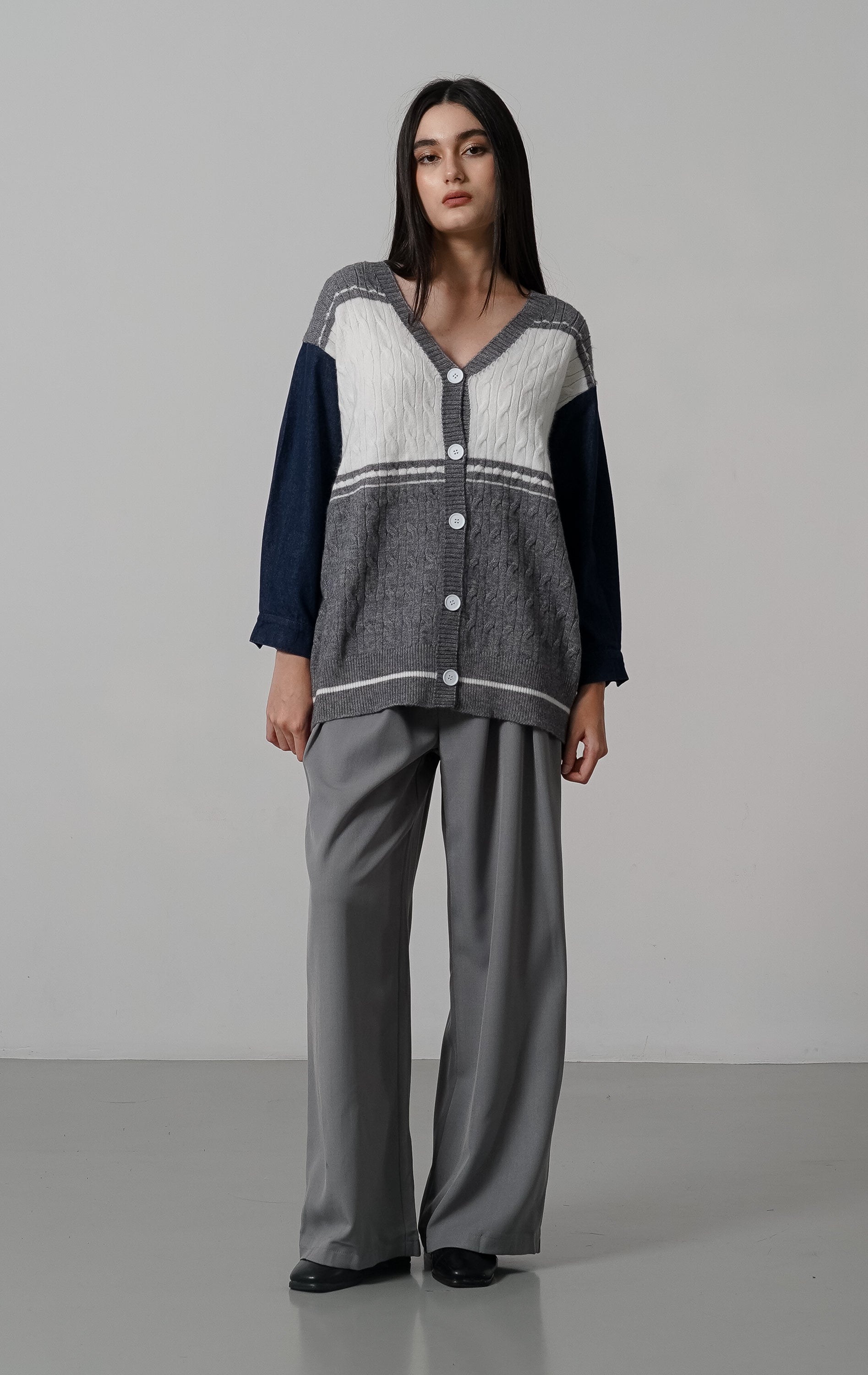 Adelyn Knit Cardigan Grey